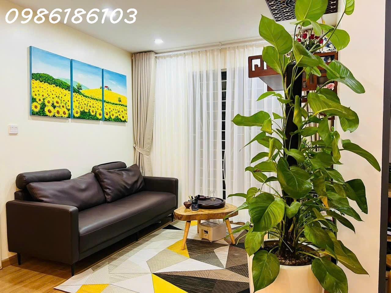 Bán căn 2PN 2WC 71.6m2 ban công Đông Nam chung cư Xuân Mai Complex giá TỐT nhất.