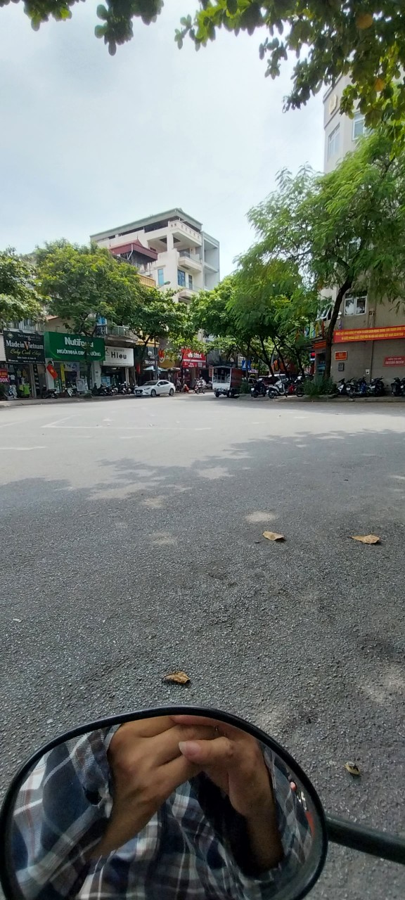 100m2