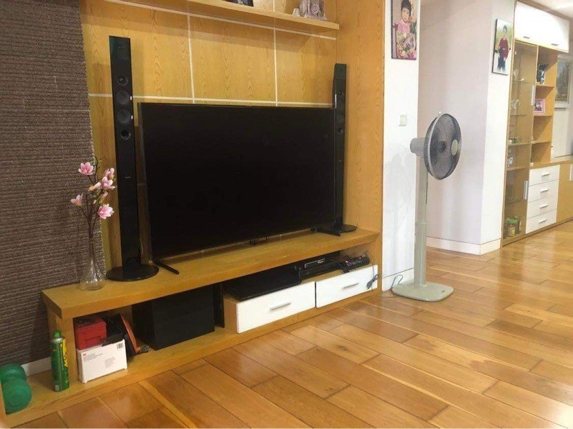 Tân cổ điển! 3PN 2wwc indochina xuân thỷ 131m2 giá 6.9 tỷ tầng trung.