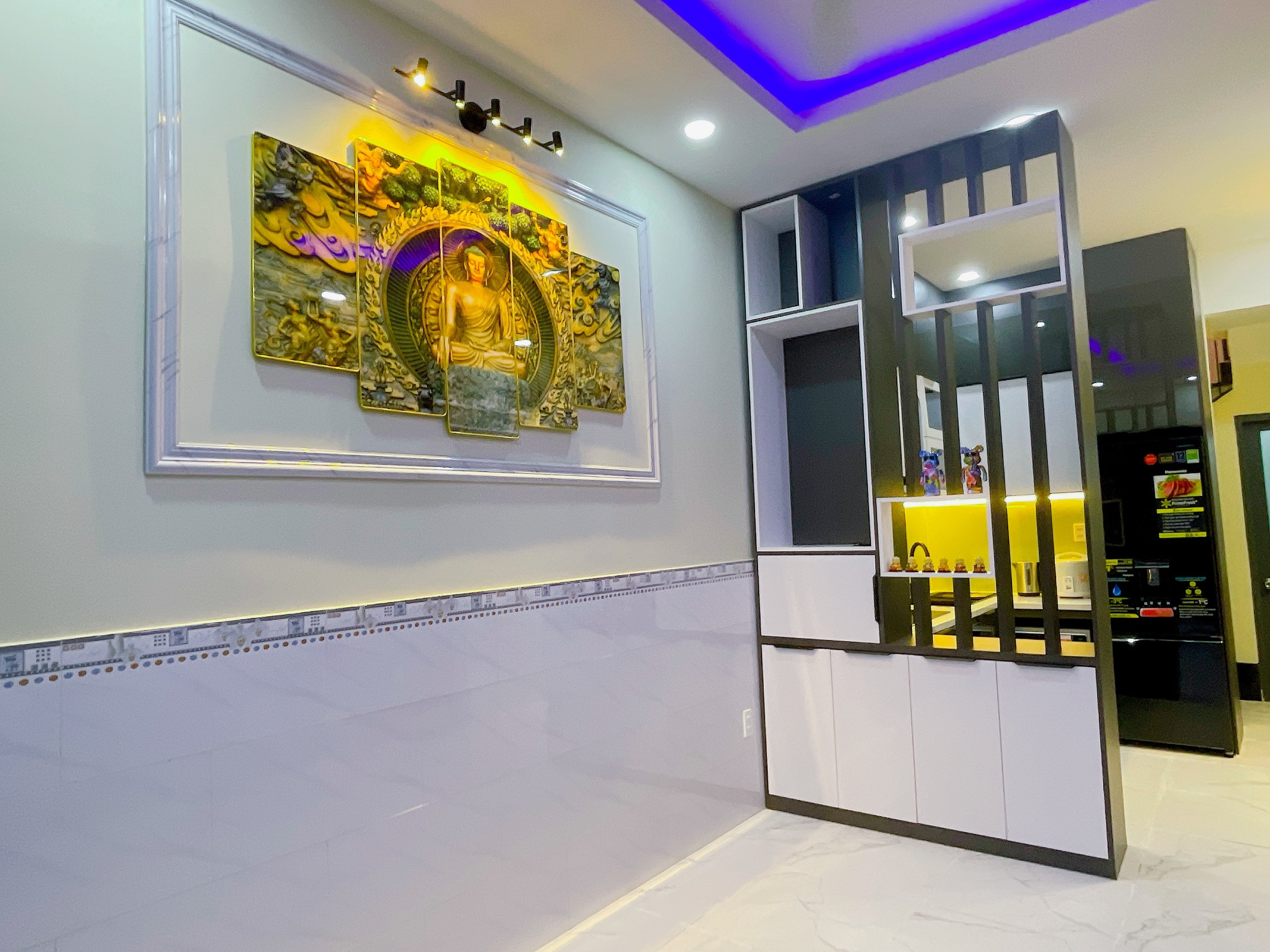 Cần tiền bán gấp nhà hẻm Âu Cơ, P.5, Quận 11.