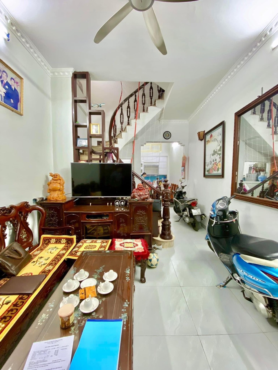 Bán Nhà Trung Tâm Cầu Giấy - Phân lô Quân Đội - Ô Tô Tránh - Kinh Doanh - 60m x 4 Tầng Nhỉnh 9 Tỷ.