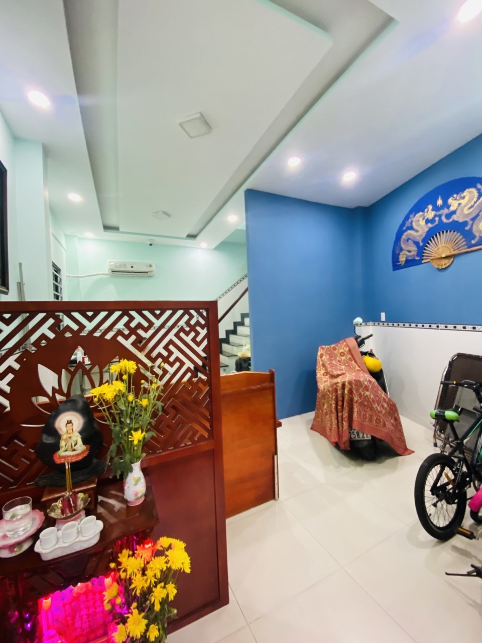 Bán gấp nhà 2MH Dương Đức Hiền quận Tân Phú 4 x 18m chỉ 5,5 tỷ TL.