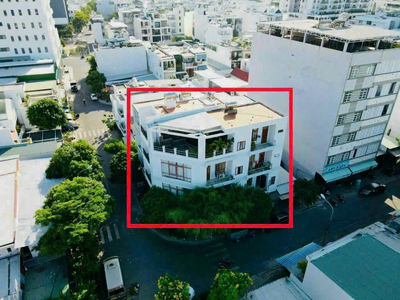 Bán căn góc đường 13m 3 tầng VCN Phước Hải.