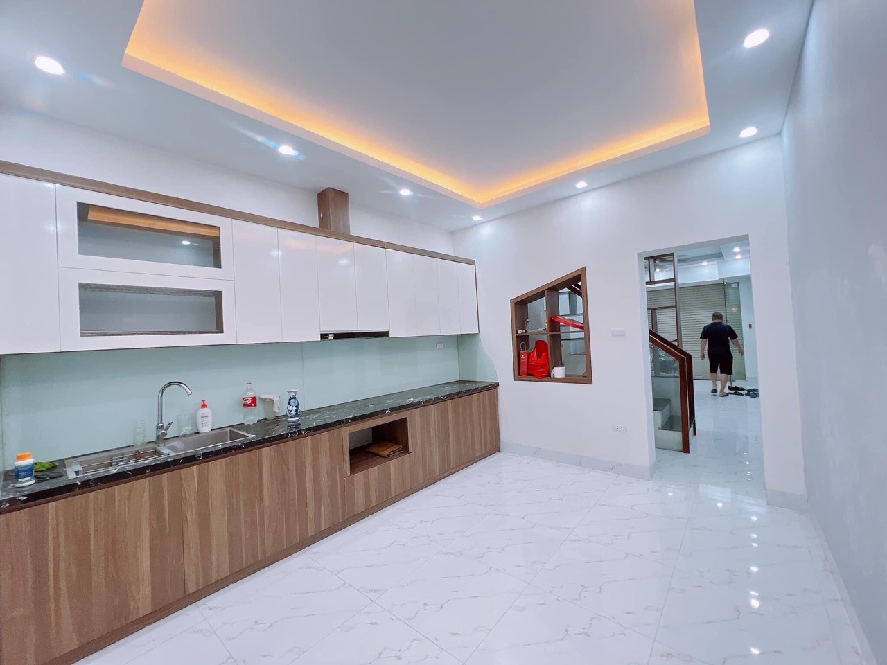 BÁN NHÀ ĐÊ LA THÀNG ĐỐNG ĐA NHÀ ĐẸP Ở LUÔN - NGÕ 3 GÁC - KINH DOANH - GẦN PHỐ - GIAO THÔNG THUẬN TIỀN