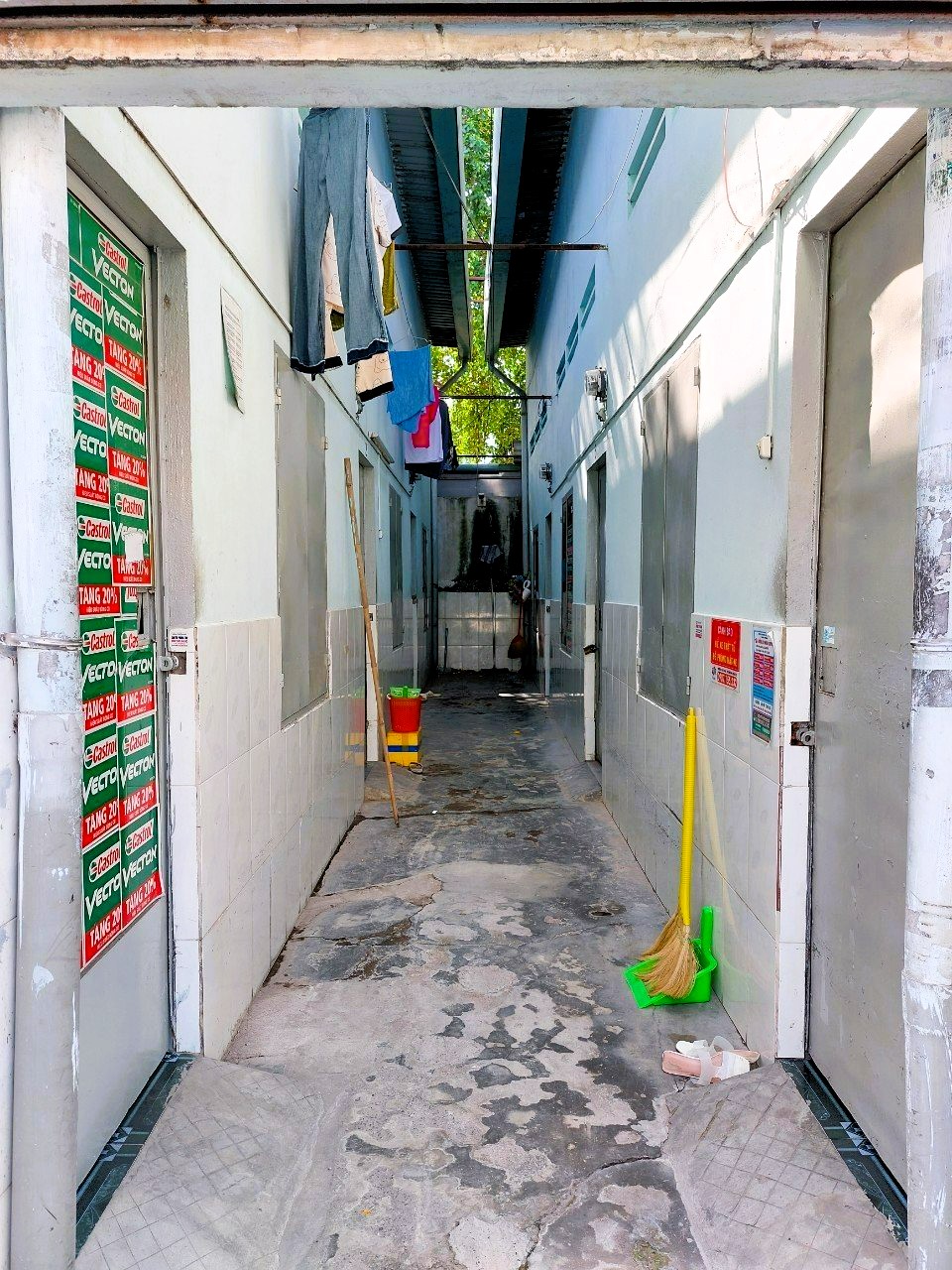 Bán nhà trọ 6 phòng 102m2 đường 37 Linh Đông..