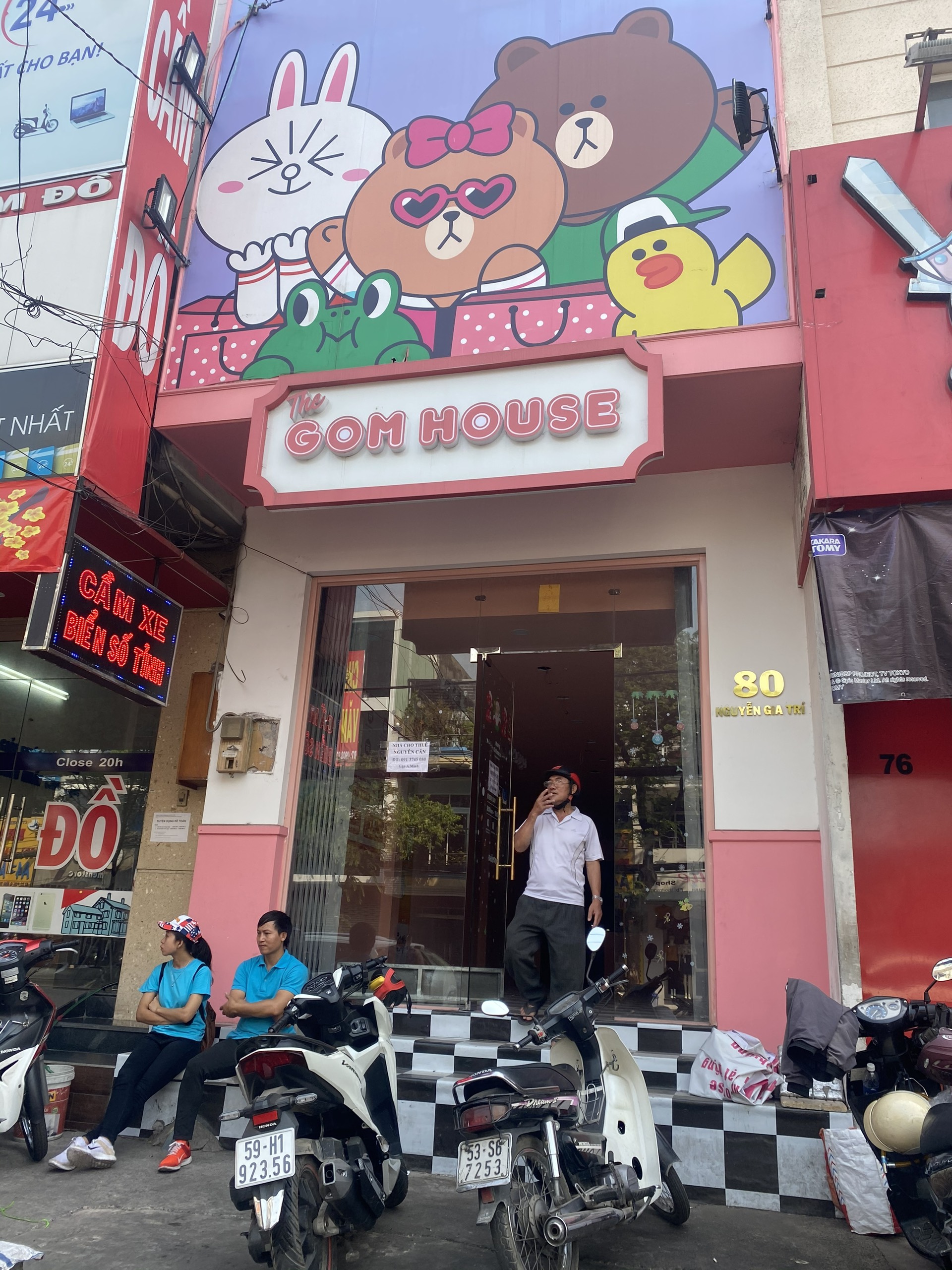 Cần Cho Thuê Nhà Mặt Tiền Kinh Doanh Khu Vực Sầm Uất Đường NGUYỄN GIA TRÍ.