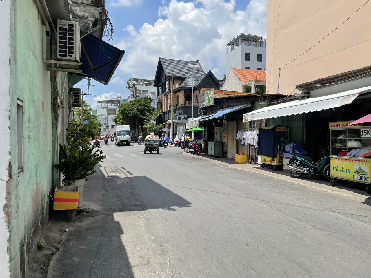 MẶT TIỀN KINH DOANH 10M, GIẢM SÂU, CỰC RẺ tại đường TÂN SƠN NHì.