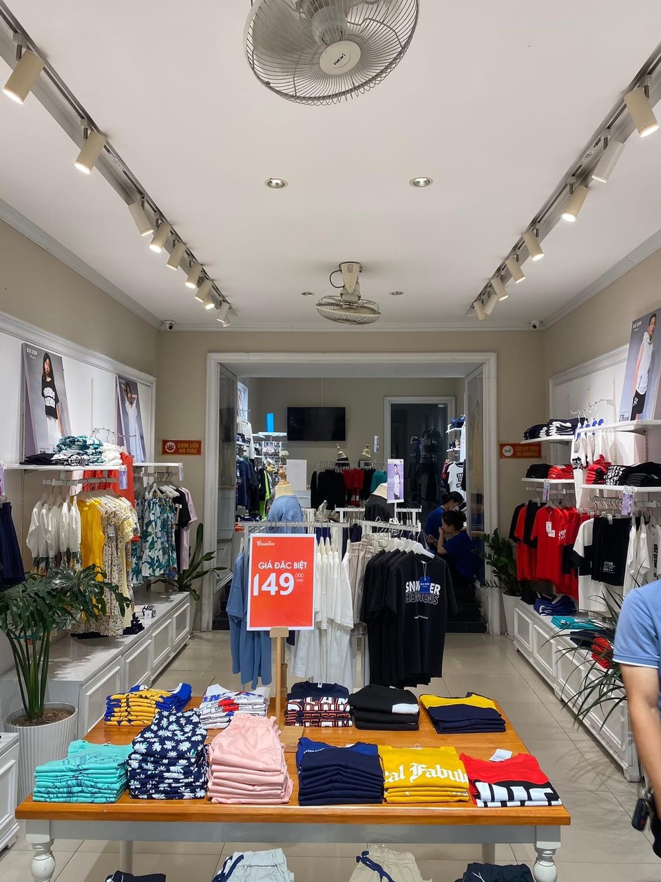 BÁN NHÀ MẶT PHỐ VIP - TRẦN DUY HƯNG - CẦU GIẤY - VỈA HÈ RỘNG - KINH DOANH - VĂN PHÒNG - KHÁCH SẠN SIÊU ĐỈNH