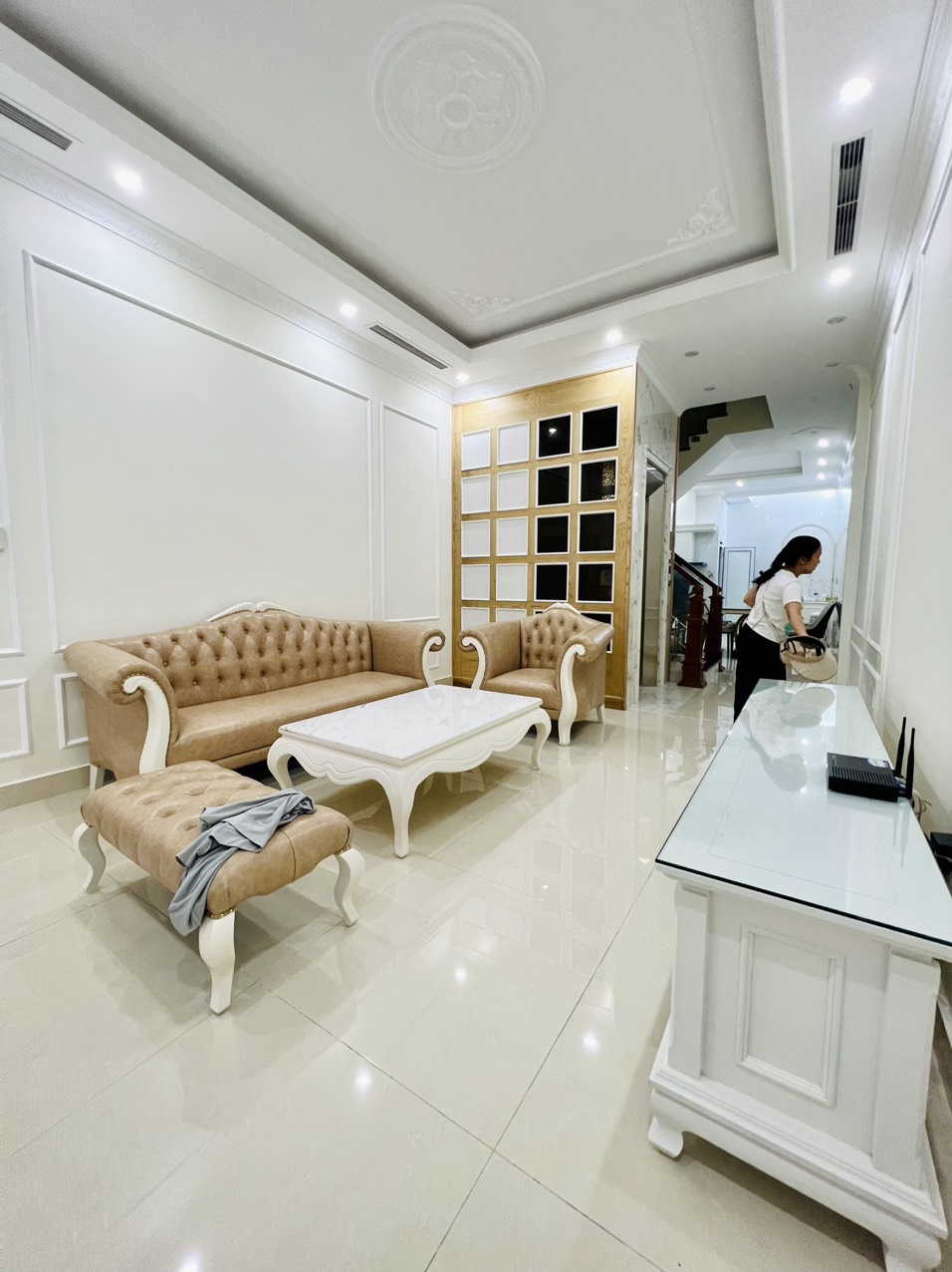 Bán nhà 4 tầng đẹp, thang máy khu phân lô cao cấp 261 Trần Nguyên Hãn,Lê Chân, Hải Phòng.