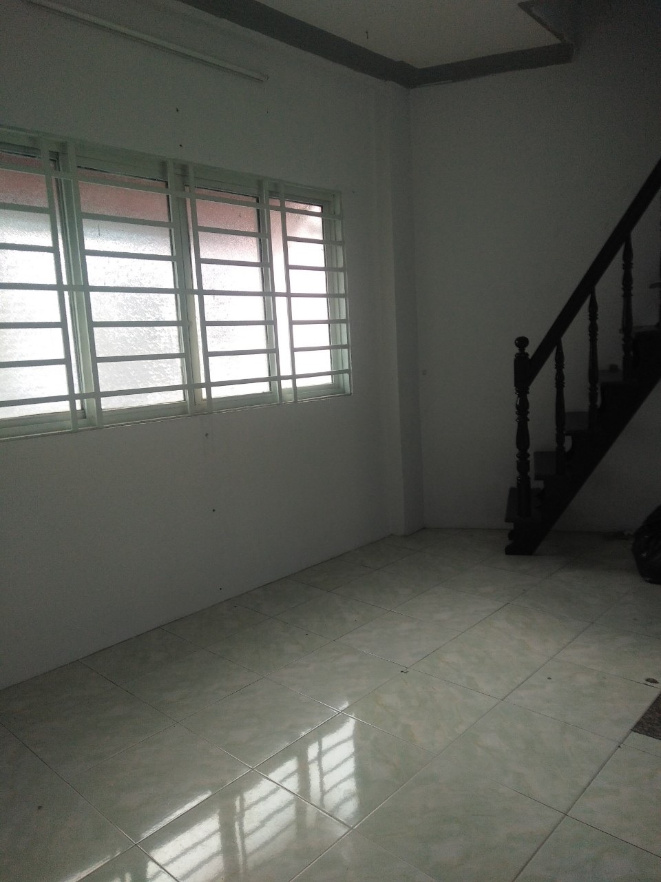 Cho thuê NNC Tôn Đản p4 Q4.DT:4x6 2 lầu 2pn 2wc.Giá:7,5tr.