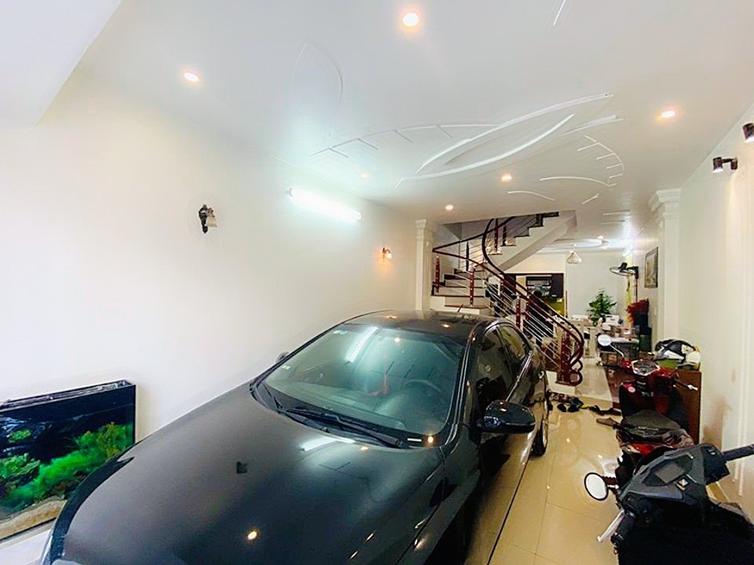 Bán nhà mặt ngõ 213 Thiên Lôi, diện tích 60m 4 tầng GIÁ 4.5 tỉ gần Chợ Đôn.