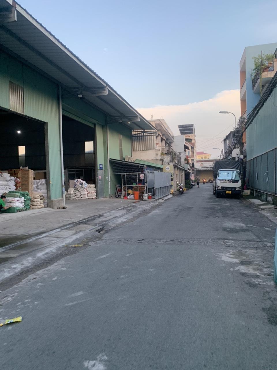 Nhỉnh 10 tỷ có ngay 800m đất thổ cư, mt xe tải, Xuân Thới Sơn, Hócmon.