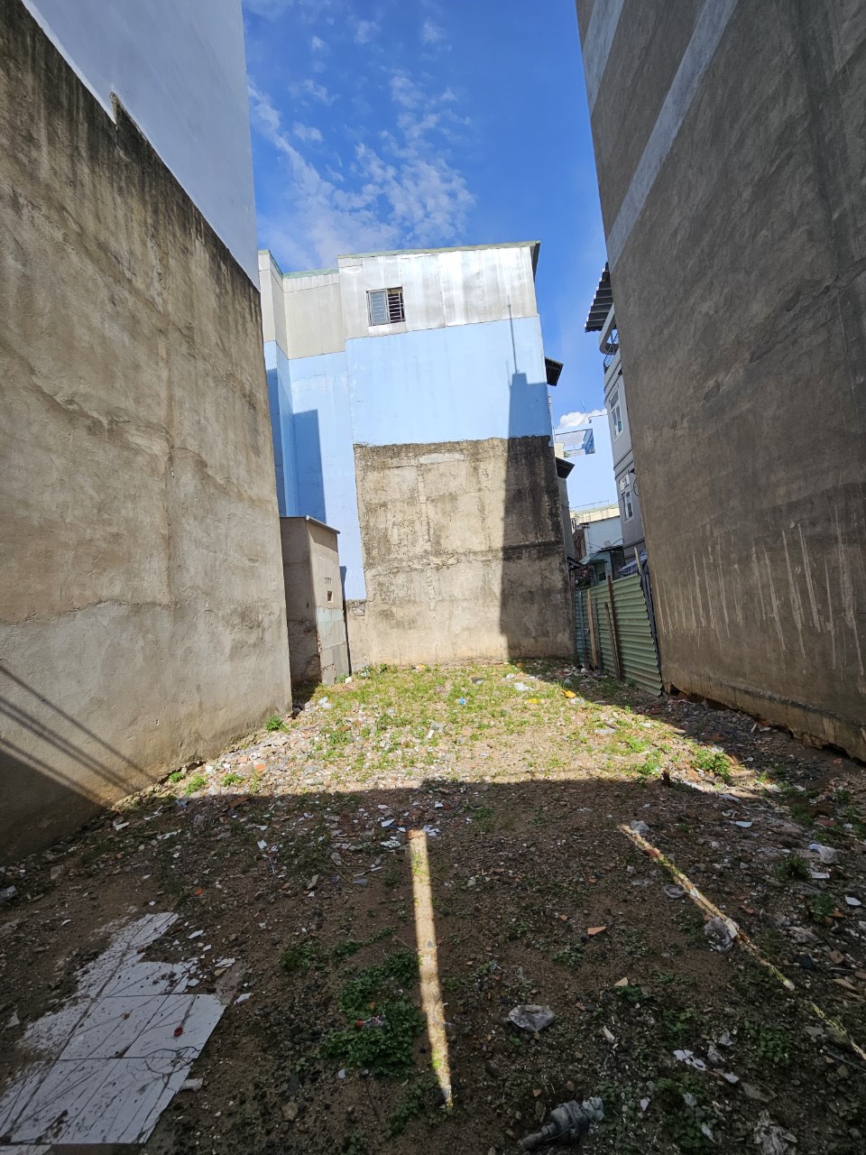 Chính Chủ Cần Bán Nhà Mặt Tiền Phố Trường Sơn Và Cách Mạng Tháng 8 Vị Trí Đẹp Tại TP HCM.