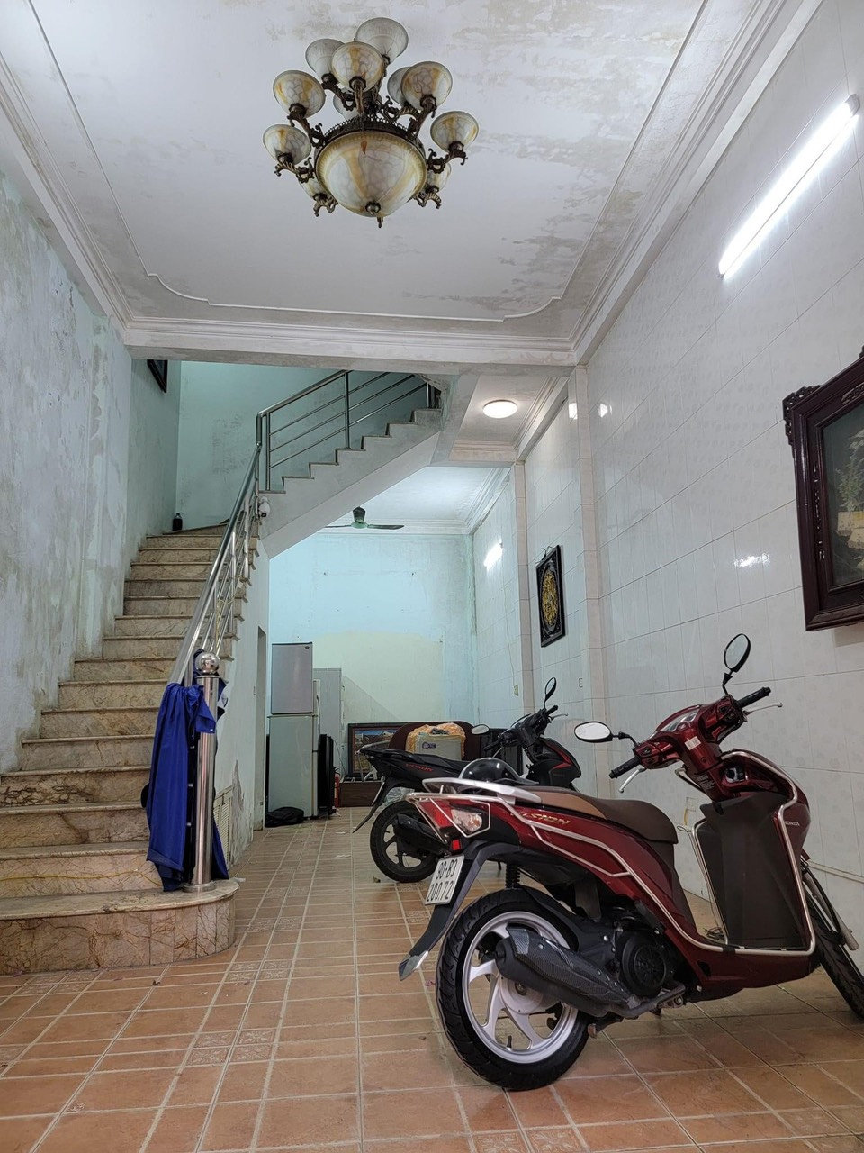 BÁN NHÀ TÂN ẤP BA ĐÌNH ÔTÔ VÀO NHÀ - MẶT TIỀN RỘNG - THÔNG SỐ ĐẸP - NHÀ DÒNG TIỀN - NGÕ THÔNG.