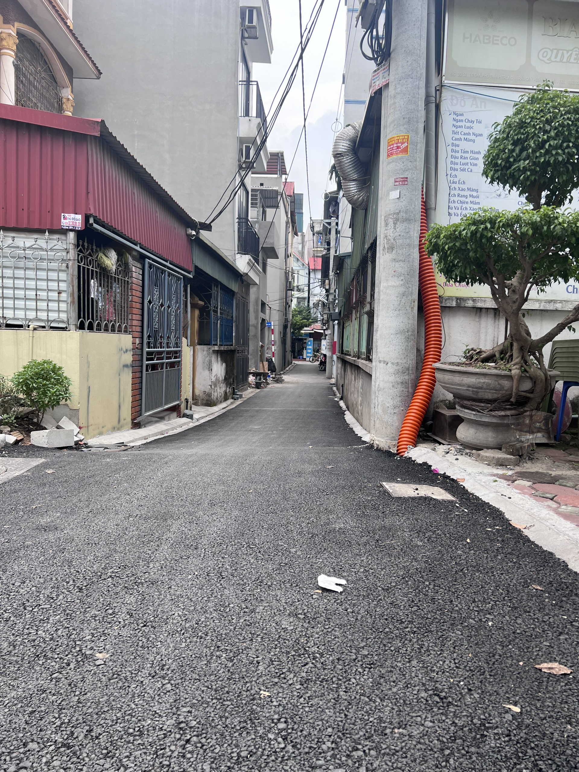 Bán dãy 4 phòng trọ DT 100tr Trâu Quỳ Gia Lâm, đường nhựa oto 7 chỗ thông.