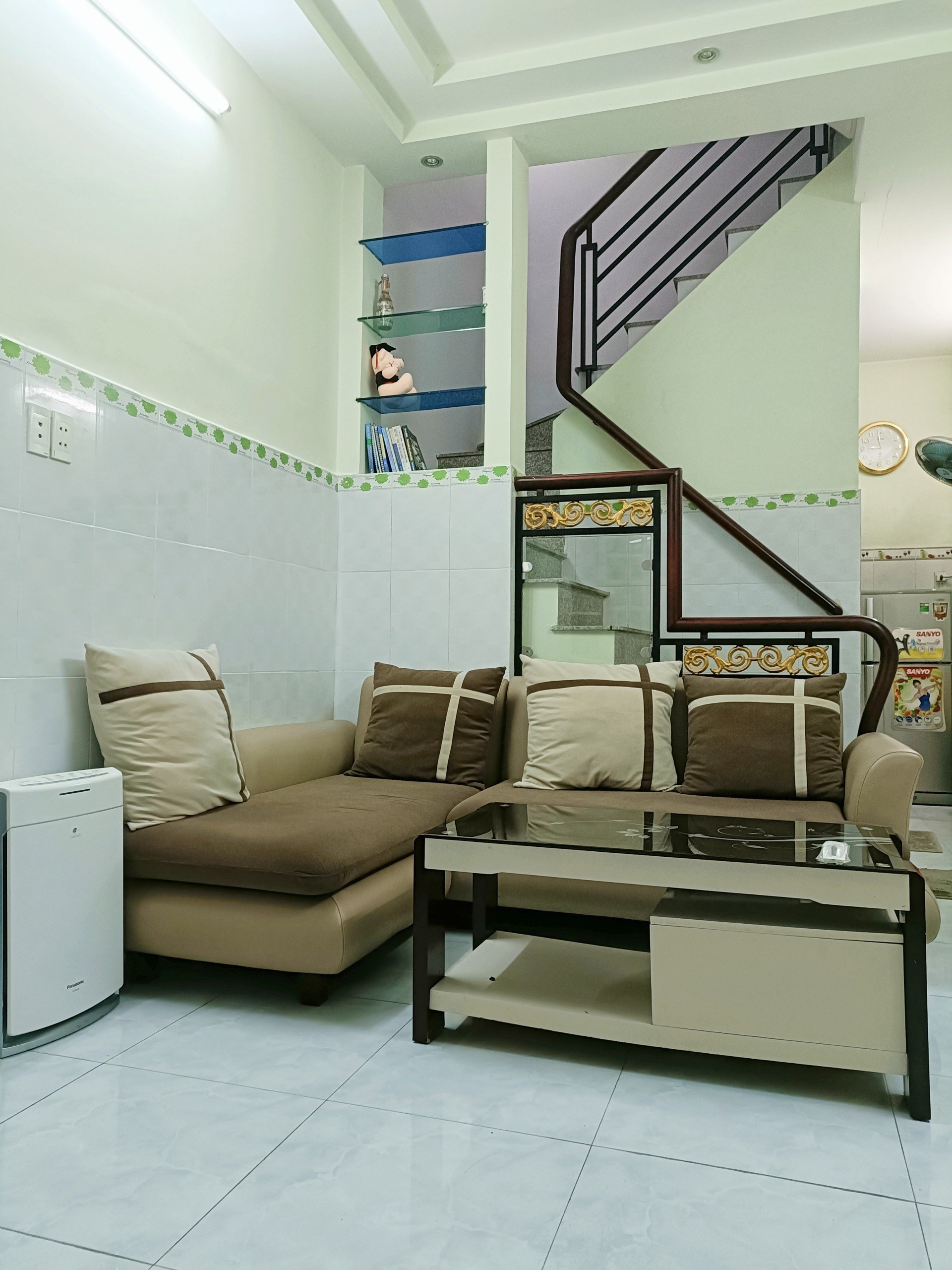 [CHÍNH CHỦ] NHÀ NGUYÊN CĂN CÓ NỘI THẤT Q8: yên tĩnh, sử dụng 75m2, 2 phòng ngủ, 3 WC.