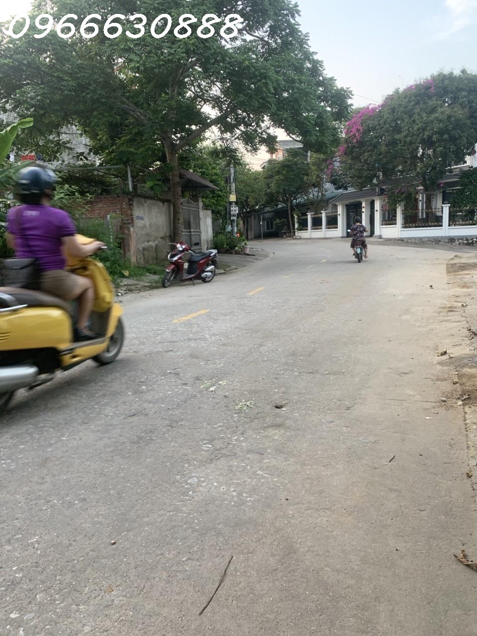 Bán đất mặt đường Tôn Đức Thắng TP Tuyên Quang Mặt tiền 4m dài 20m Chỉ 1.3 tỷ .