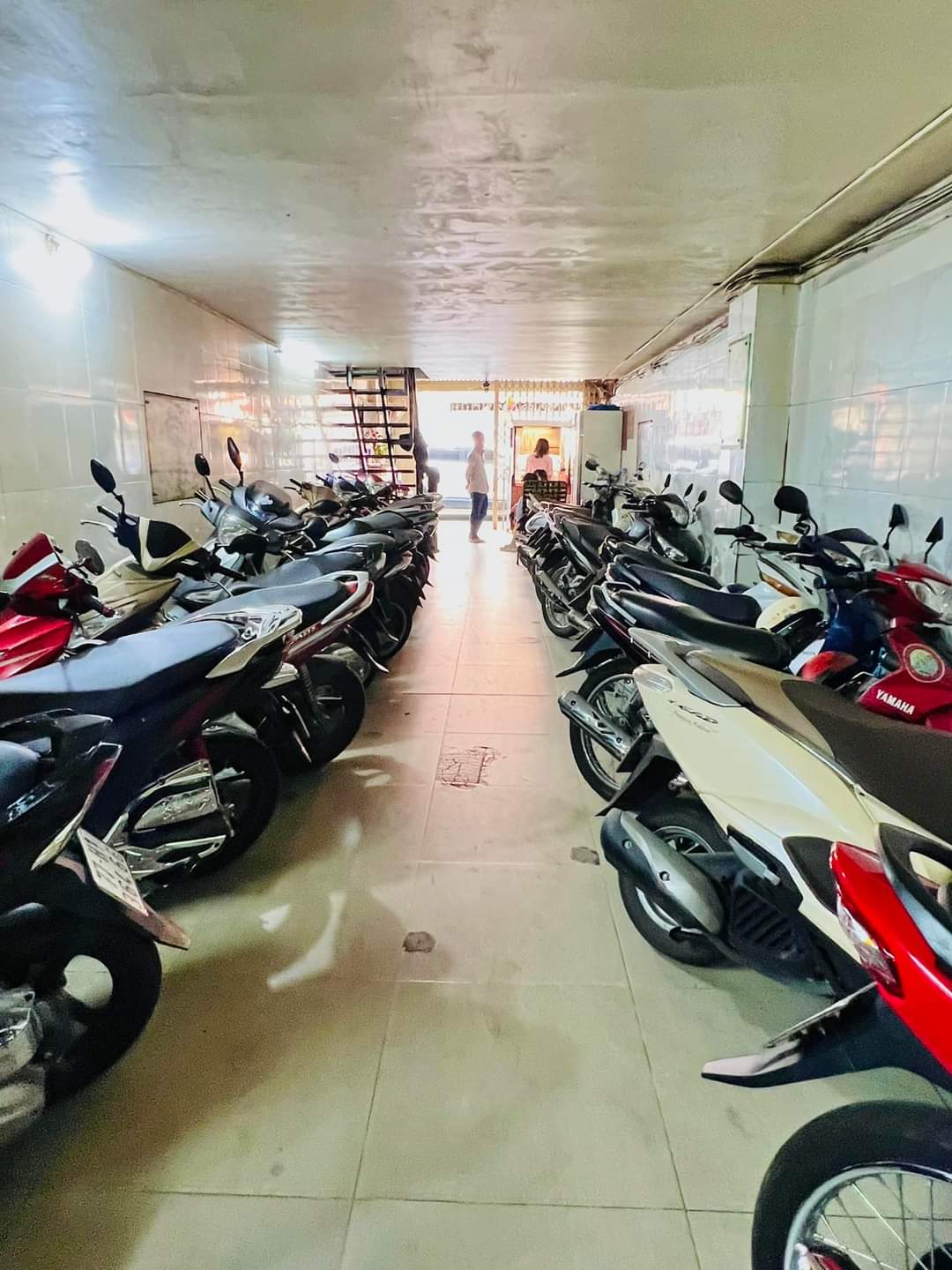 Mặt tiền chợ vải Tân Bình, 120M² x 5 Lầu x 22 Phòng/70tr/Tháng, Giá ~ 120tr/M².