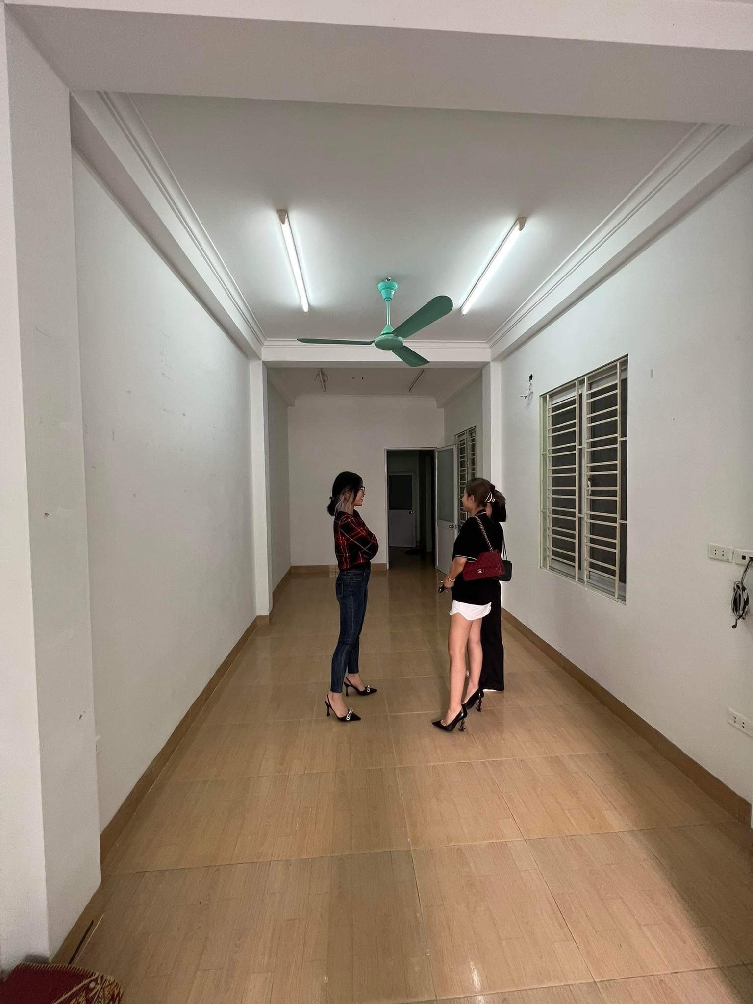 Cho thuê mặt bằng nhà 2 tầng Ngõ 97 Nguyễn Đổng Chi, Cầu Diễn, Nam Từ Liêm, HN.