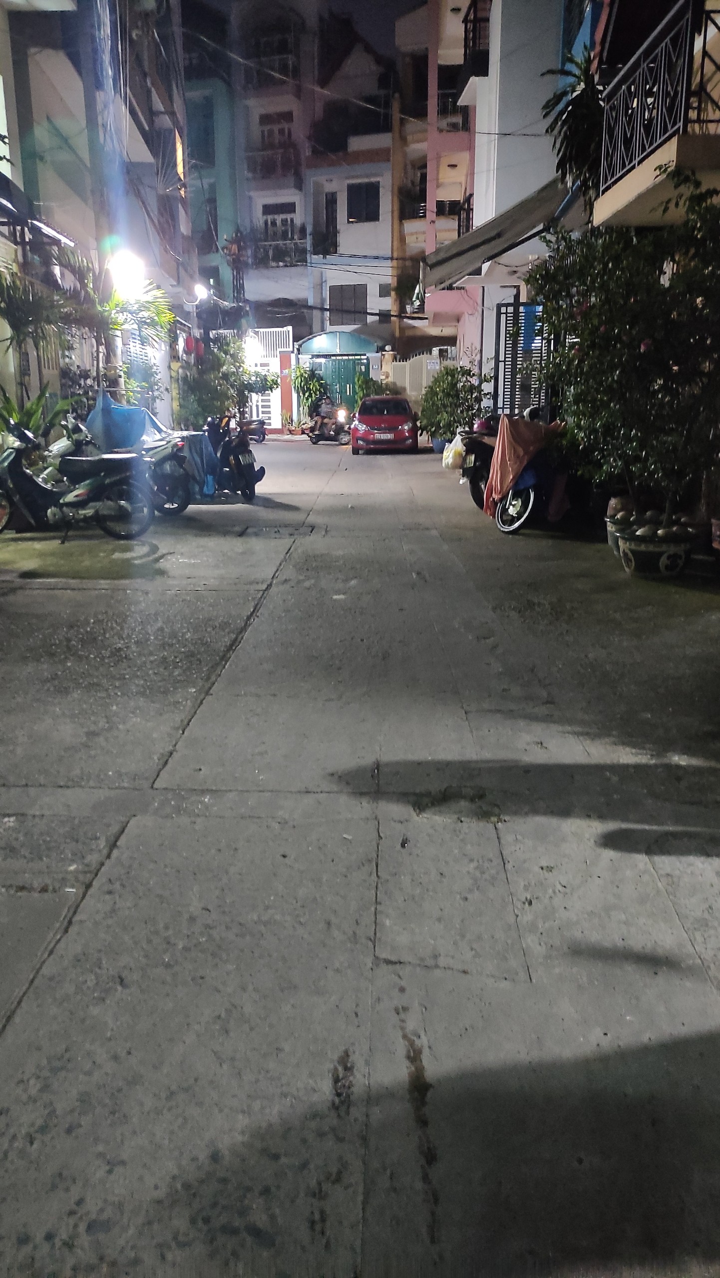 Nhả Hẻm Xe Hơi 6M, Quận 1, Ngay Cục Quản Lý Xuất Nhập Cảnh, 4 Tầng, ở ngay.