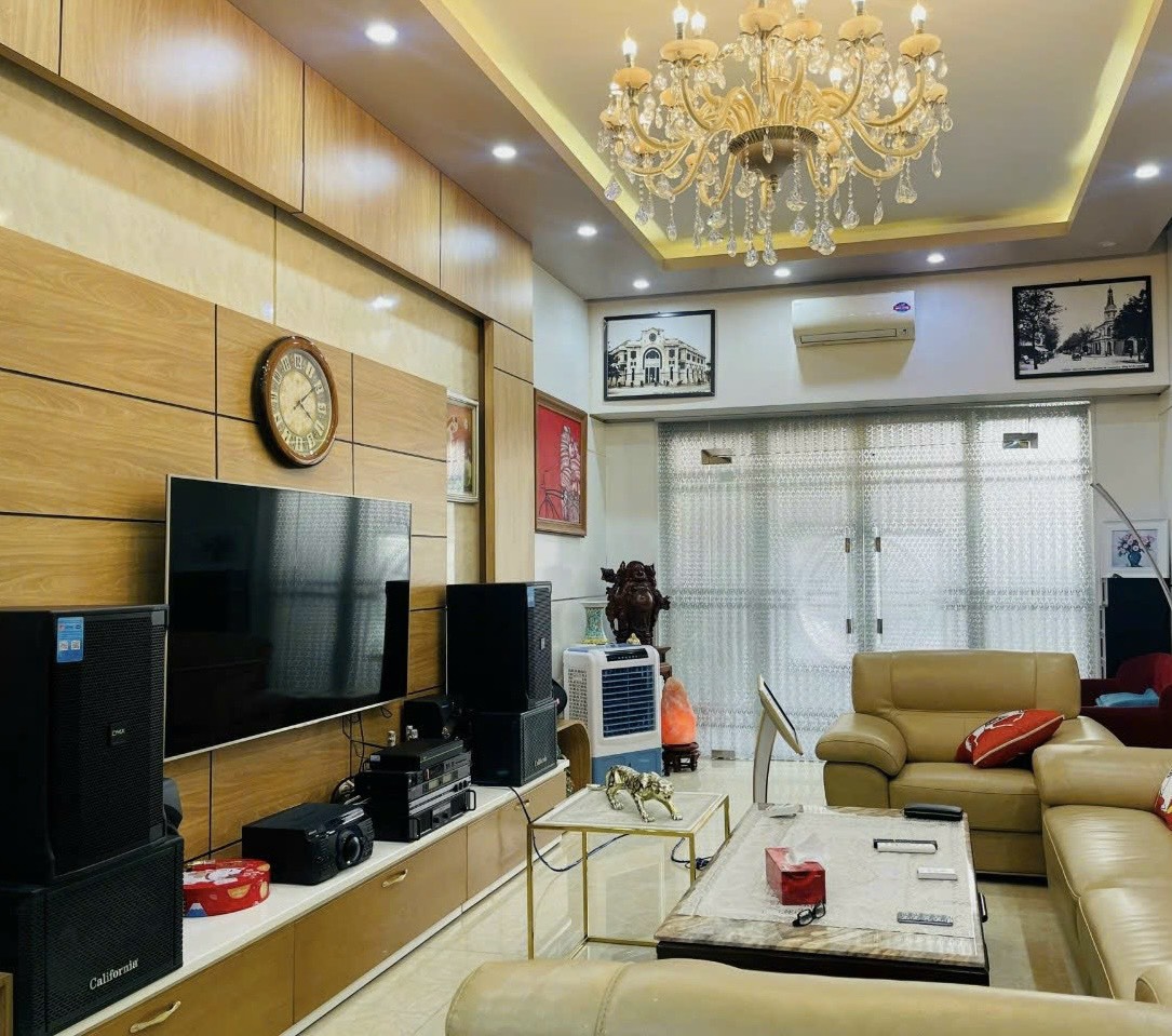 Siêu phẩm nhà cực đẹp ngõ 106 đẹp nhất Lương Khánh Thiện, Ngô Quyền, Hải Phòng 64m2.