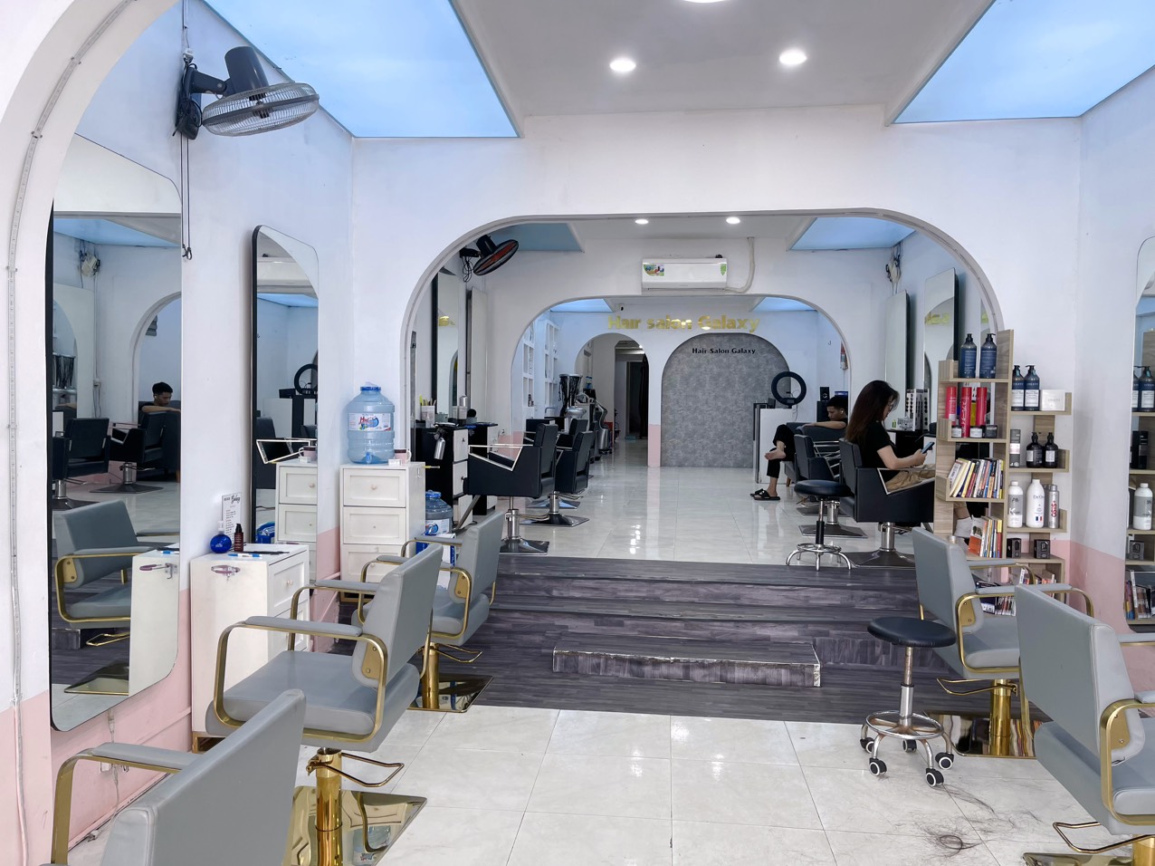 Chính chủ Do có việc gia đình nên cần sang nhượng lại salon đường Phạm Hồng Thái, p7, tp Vũng Tàu.