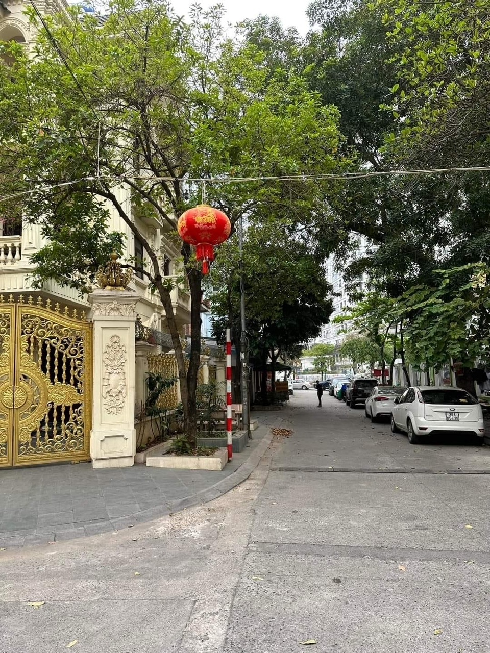 CC bán nhà MP Mỹ Đình Nam Từ Liêm Kinh doanh sầm uất 124 m2, 4T Giá 24 tỷ Lh 0915229868