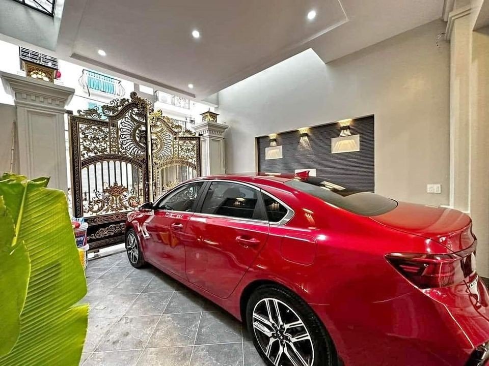 Bán nhà mặt đường tuyến 2 Trung Lực, 101m 5 tầng Thang Máy GIÁ 10.86 tỉ lung linh.