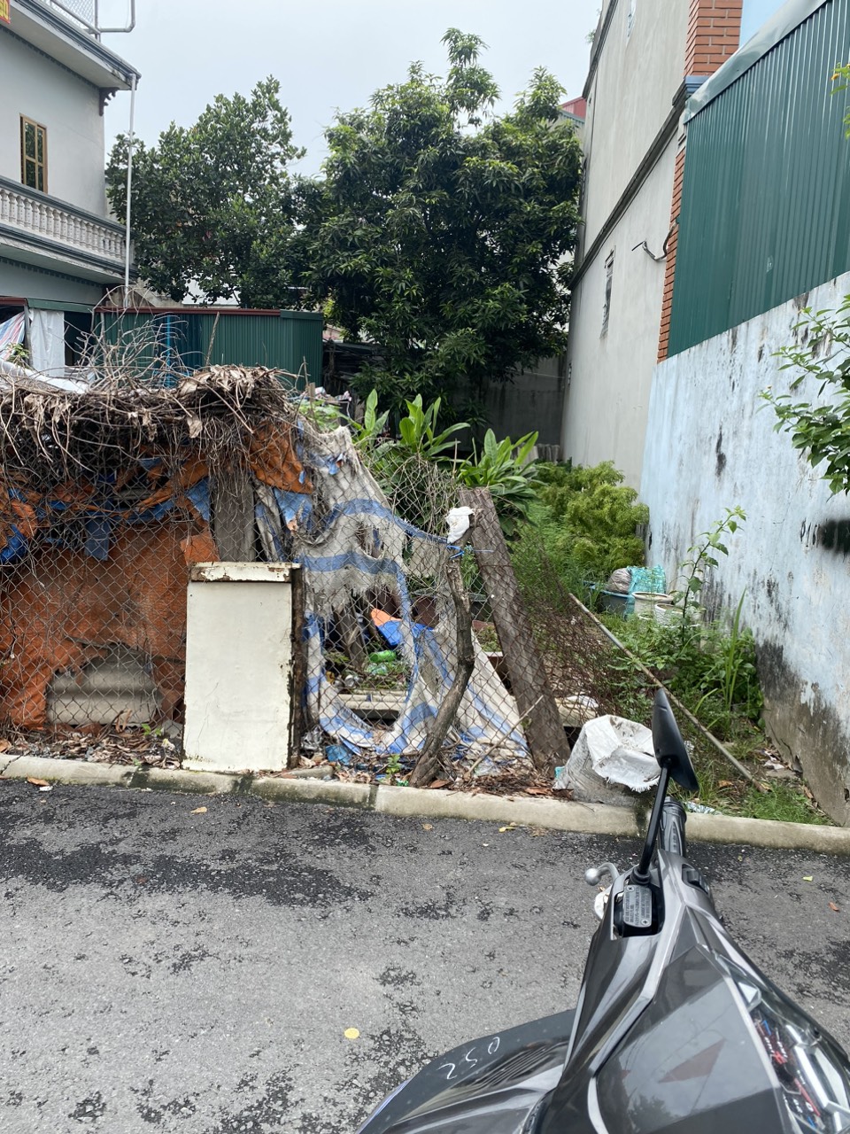 Gấp Bán 40m2 Hoàng Long Đặng Xá, đường ô tô 7 chỗ thông. Giá 1ty980tr.