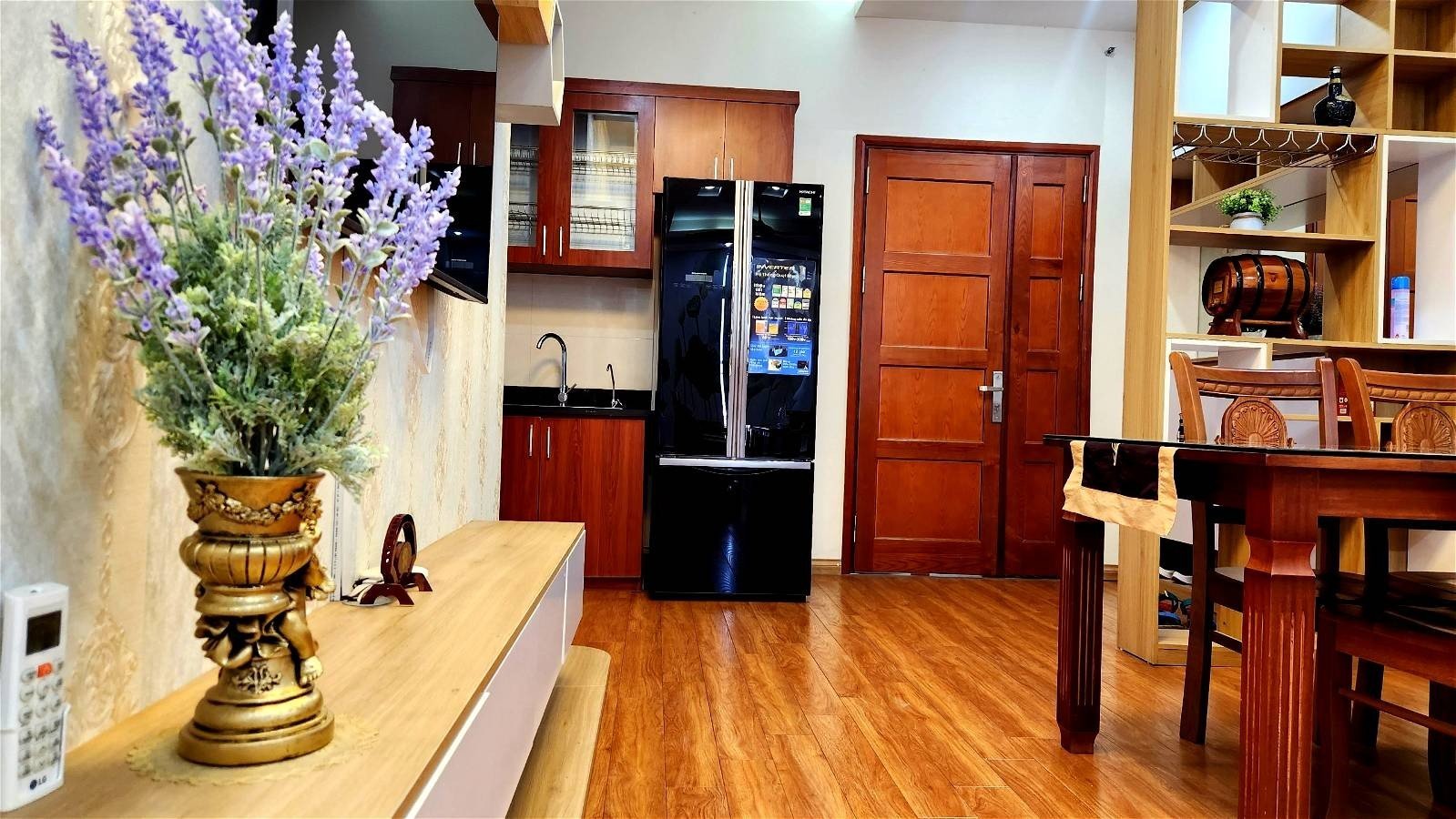 Mỹ Đình Plaza Trần Bình căn 2PN, 2WC dt 85m2 giá 3.7 tỷ full nội thất.