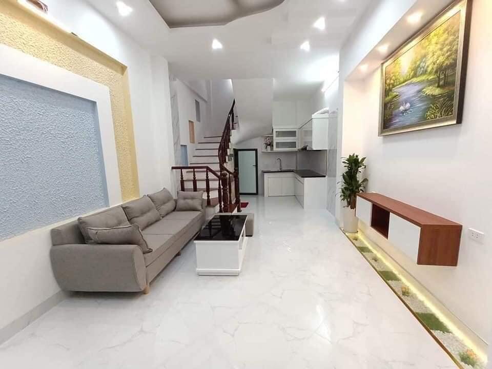 Bán nhà phố Chính Kinh 42m2- 4 tầng Mt 4m 4.8 tỷ.