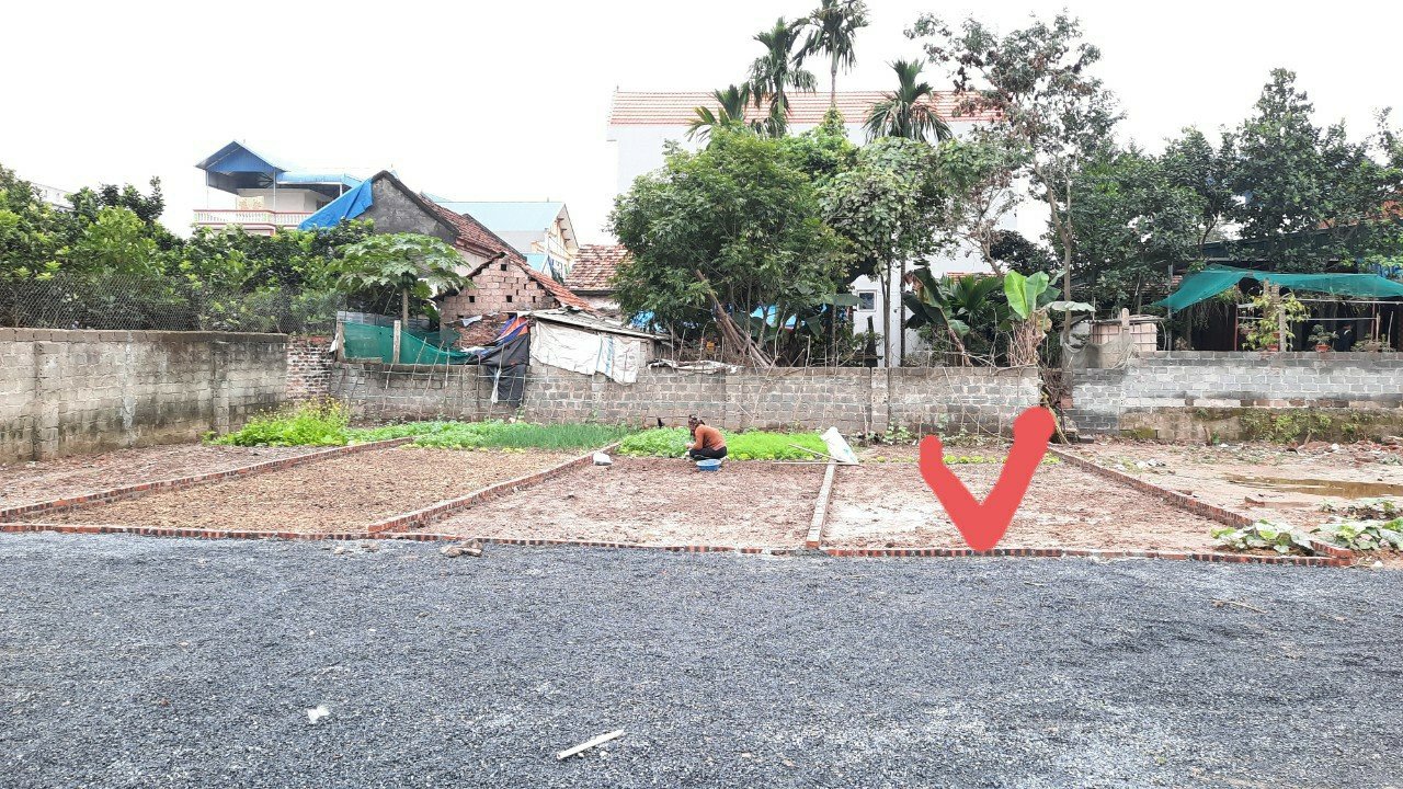 vài trăm triệu có ngay sổ đỏ Hà Nội Sát quận hà đông - tiện ích ngập tràn diện tích 37,8m sổ đỏ chính chủ cất két.