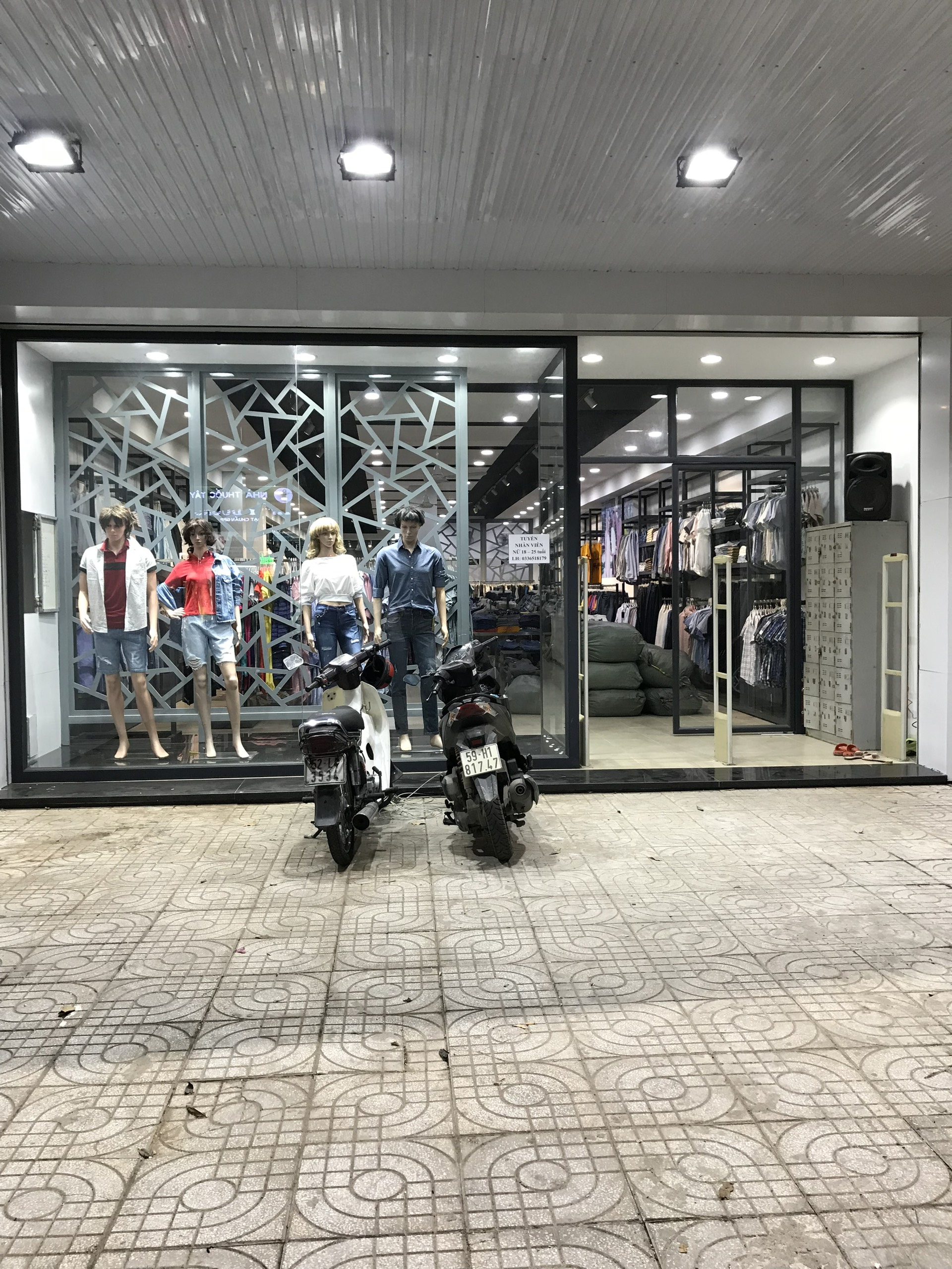 Chính chủ cho thuê nhà mặt tiền 285m2 đường Phạm Hùng, Q.8.