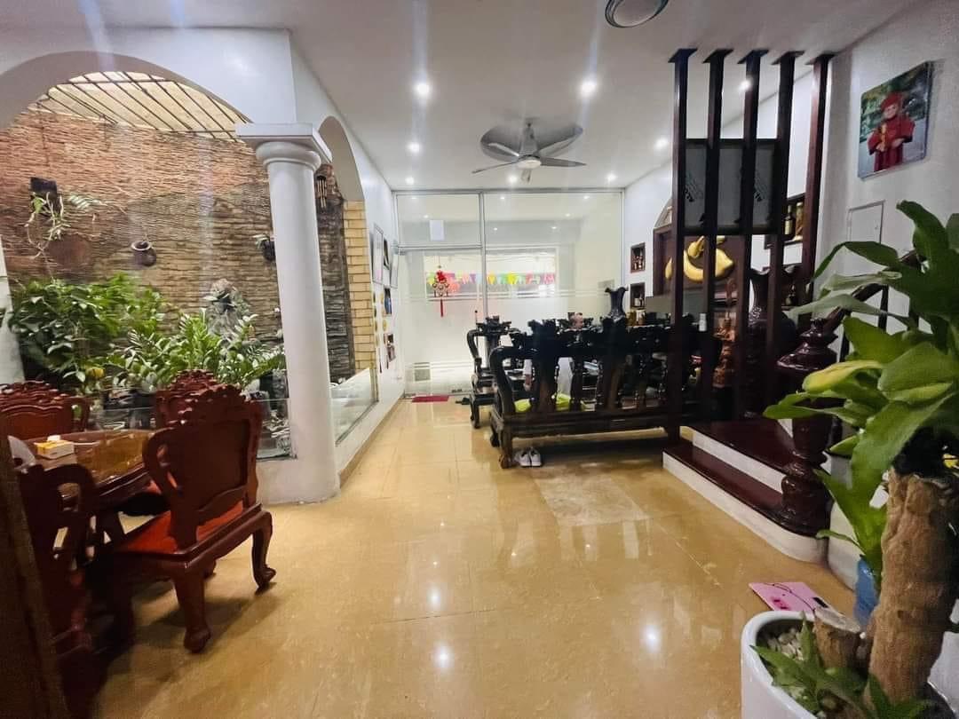 Bán nhà Mễ Trì - Trung tâm Nam Từ Liêm - Ôtô Tránh- Kinh Doanh - Văn Phòng - Lô Góc - 63m.