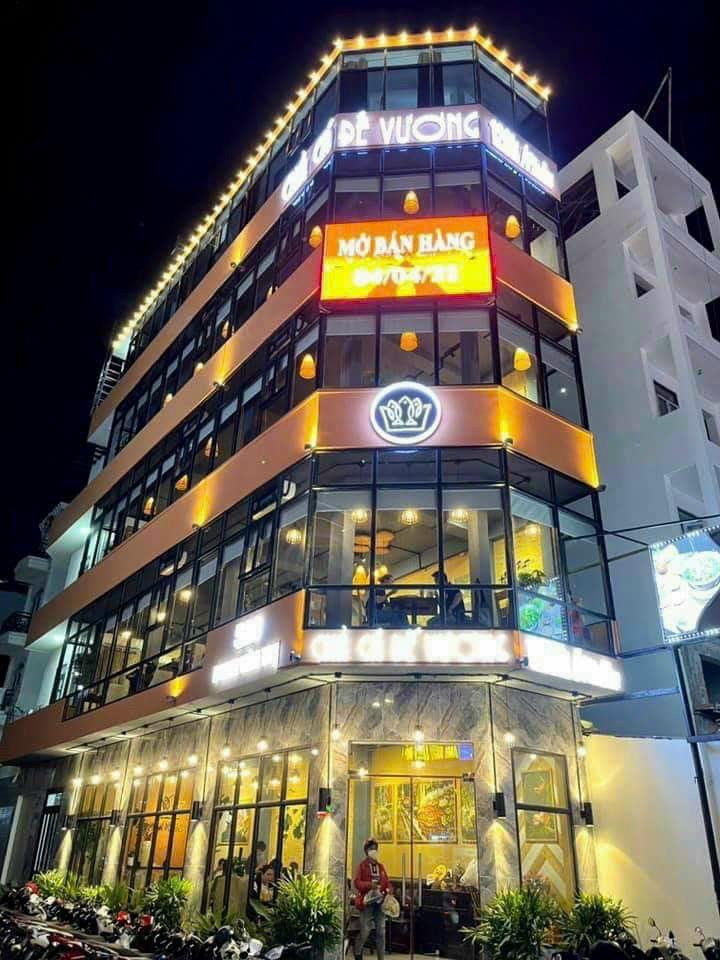 Bán căn góc 2MT đường Phan Văn Trị, phường 5 , Binh Thanh.