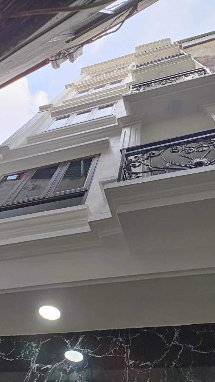 Phố Bùi Xương Trạch - 41m x 6 Tầng x 6.99 Tỷ - DOANH THU 600TR/NĂM - THANG MÁY- 10 PHÒNG..