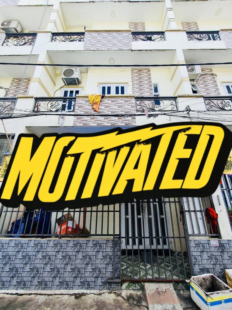 TÂN KỲ TÂN QUÝ - HẺM XE HƠI - NGANG 5 - 4 TẦNG CHỈ 2.3 TỶ.