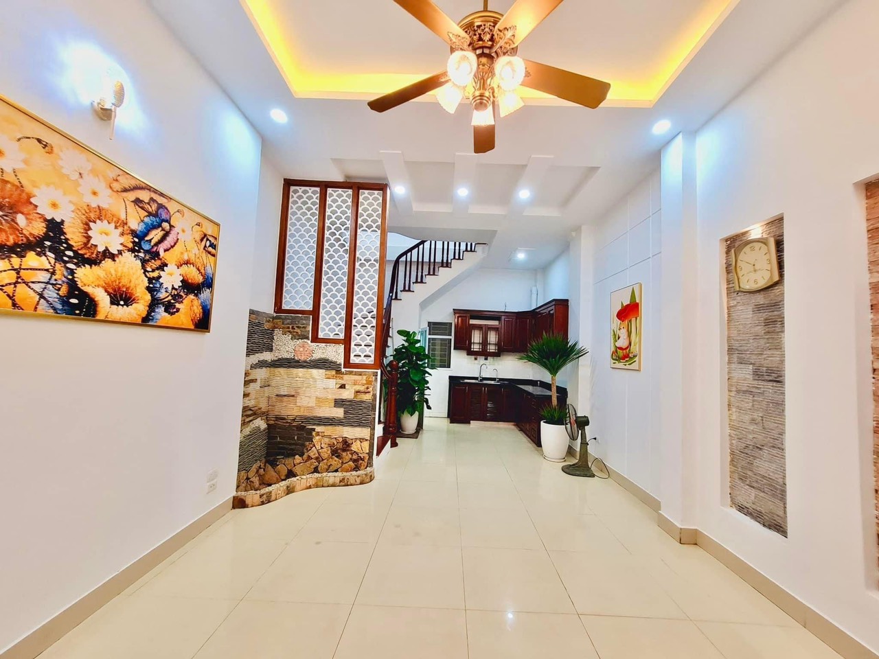 BÁN NHÀ ĐƯỜNG LÁNG ĐỐNG ĐA NHÀ ĐẸP - THIẾT KẾ HIỆN ĐẠI - BA GÁC ĐỖ CỬA - NGÕ RỘNG THOÁNG TIỆN ÍCH NGẬP TRÀN