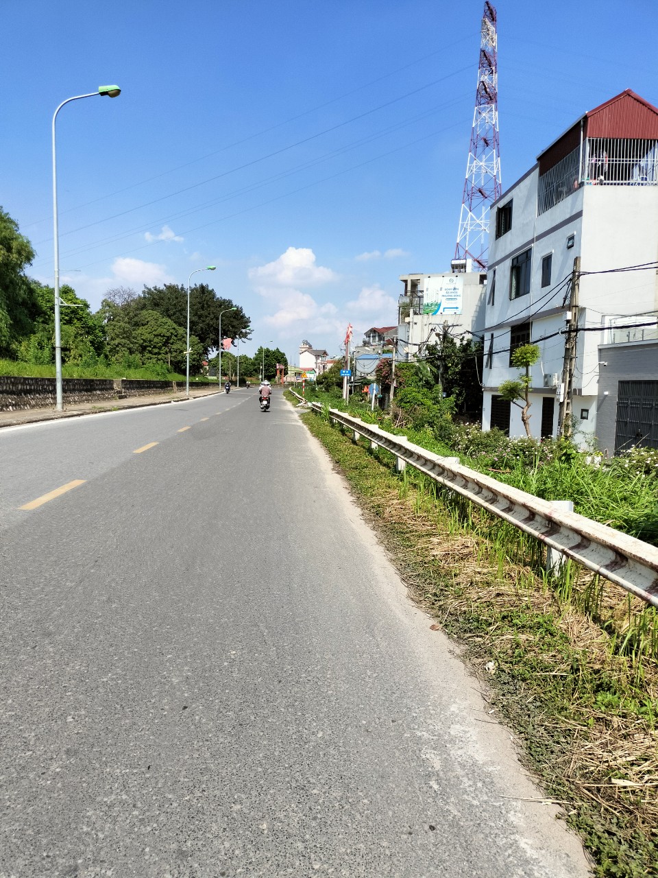 MẢNH ĐẤT ĐẸP – Ô TÔ TRÁNH – MẶT PHỐ THỤY PHƯƠNG GIÁ THƯƠNG LƯỢNG 3,5 TỶ.