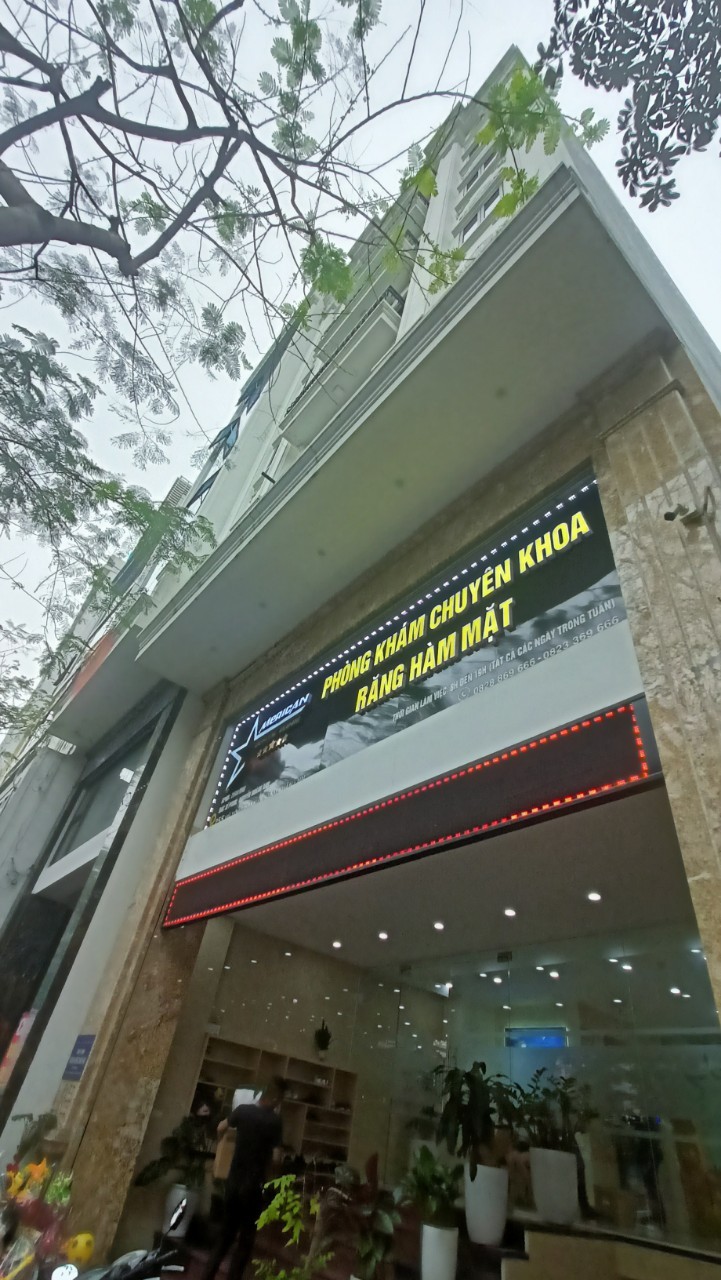 Mặt phố Hoàng Văn Thái,Thanh Xuân,150m,9T, thang máy,32 tỷ.