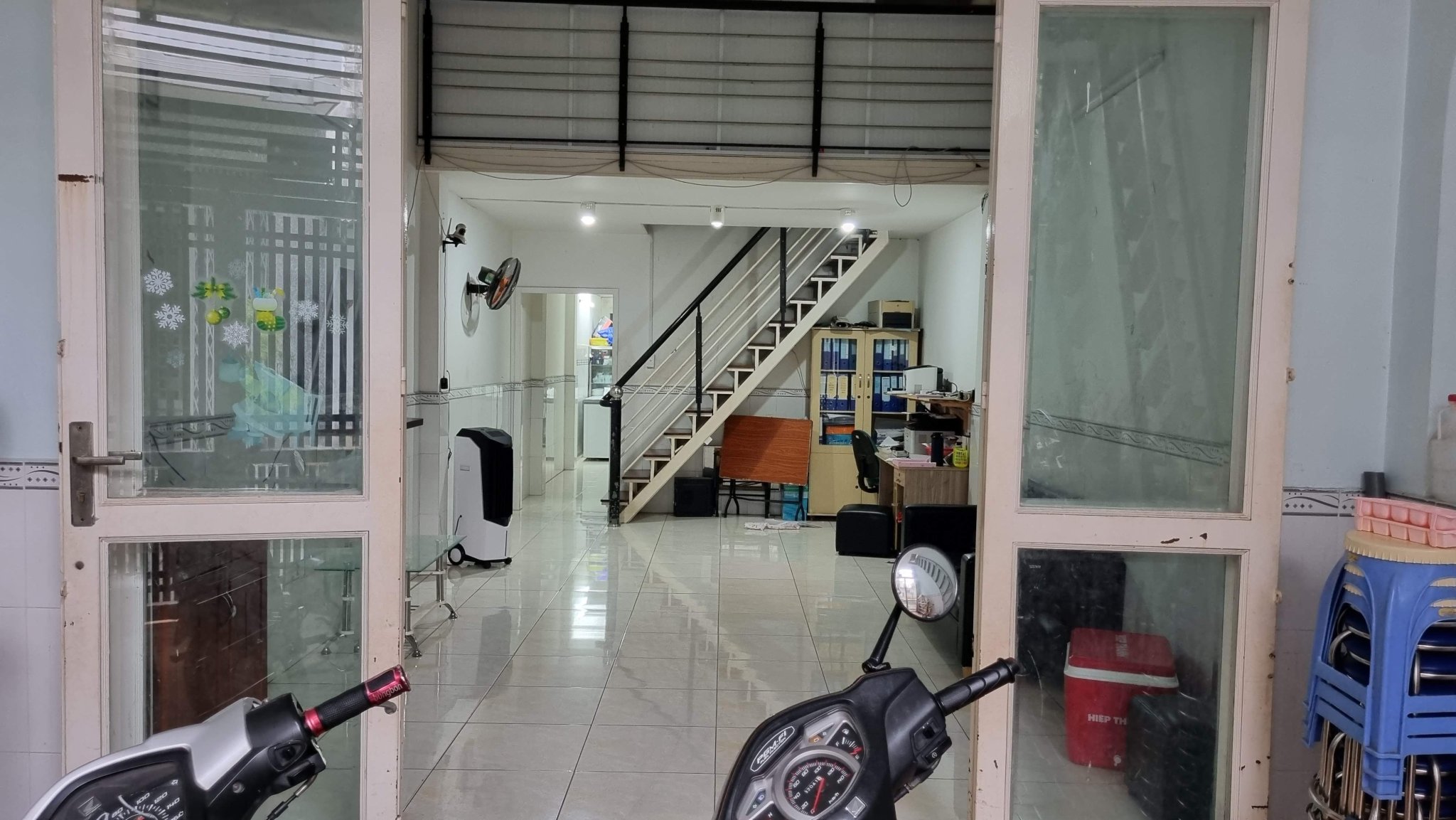 Cần bán gấp nhà HXH đường Nguyễn Sơn, P.Phú Thạnh, Tân Phú với 8.8 tỷ.