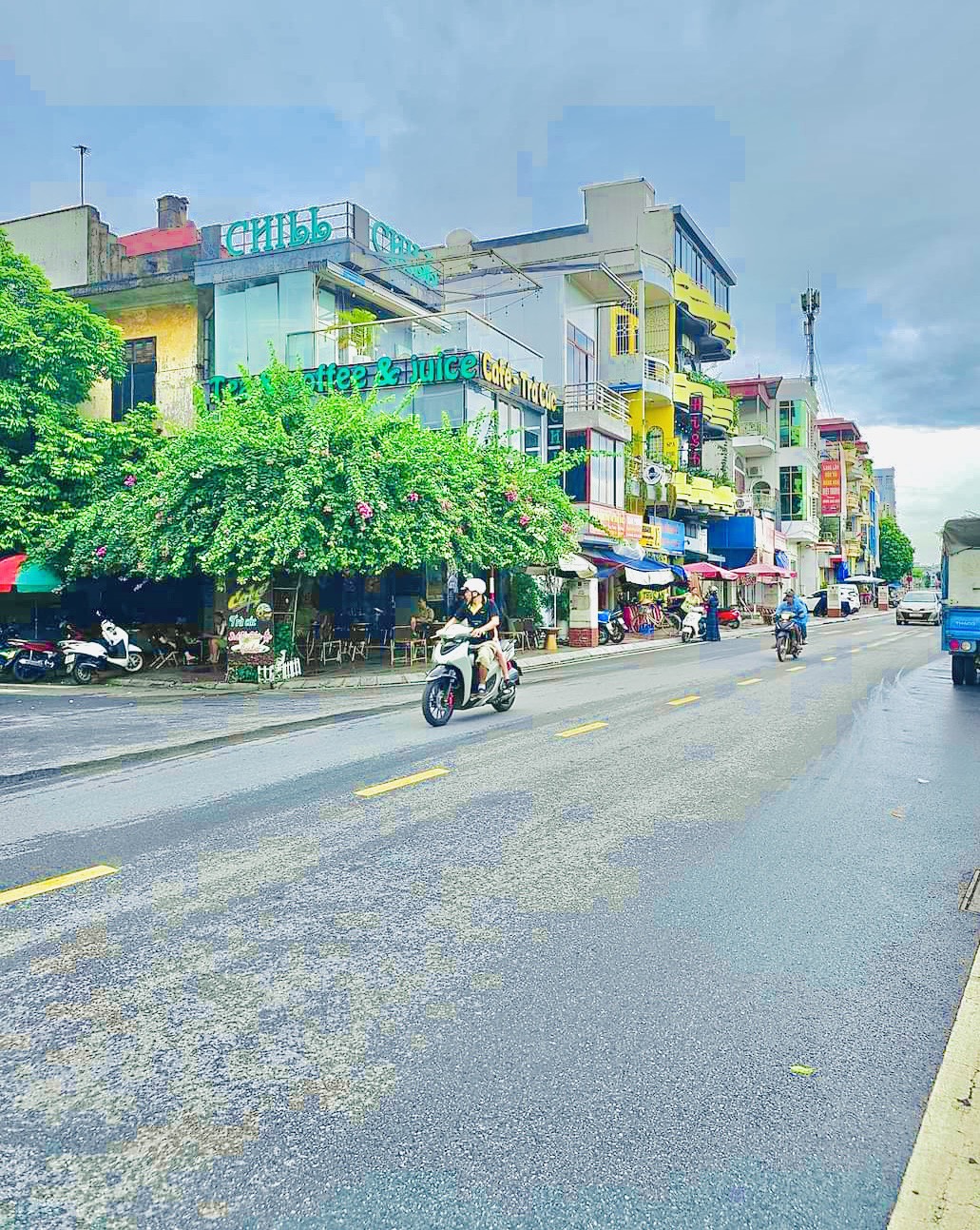 Bán lô góc mặt hồ Tam Bạc, Hồng Bàng, Hải Phòng vị trí ngay đầu phía chợ Sắt kinh doanh.