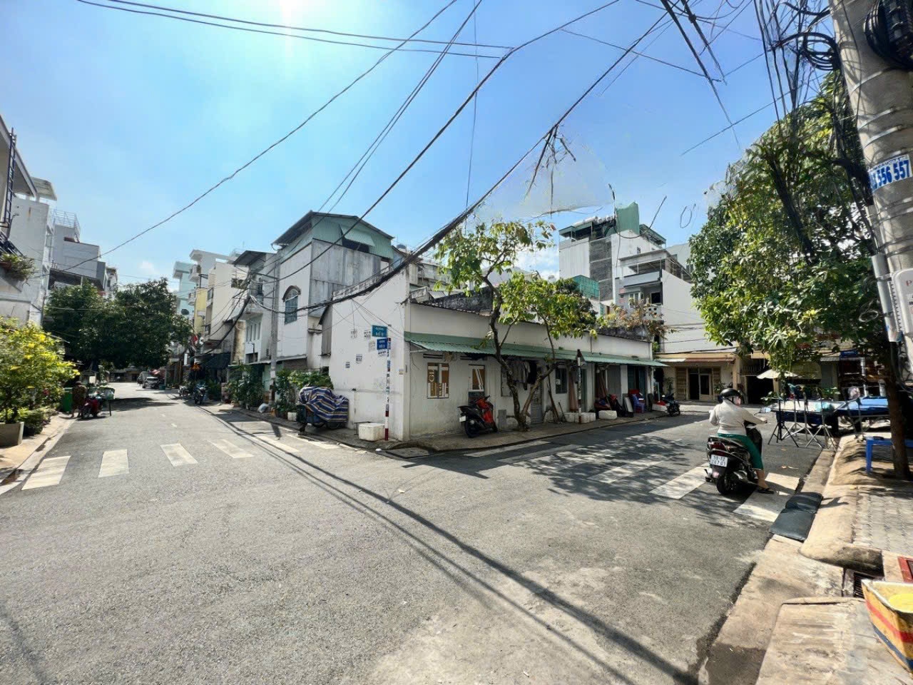 Bán Nhà 3 Mặt Tiền Đường Số 5 Lý Phục Man Q.7.