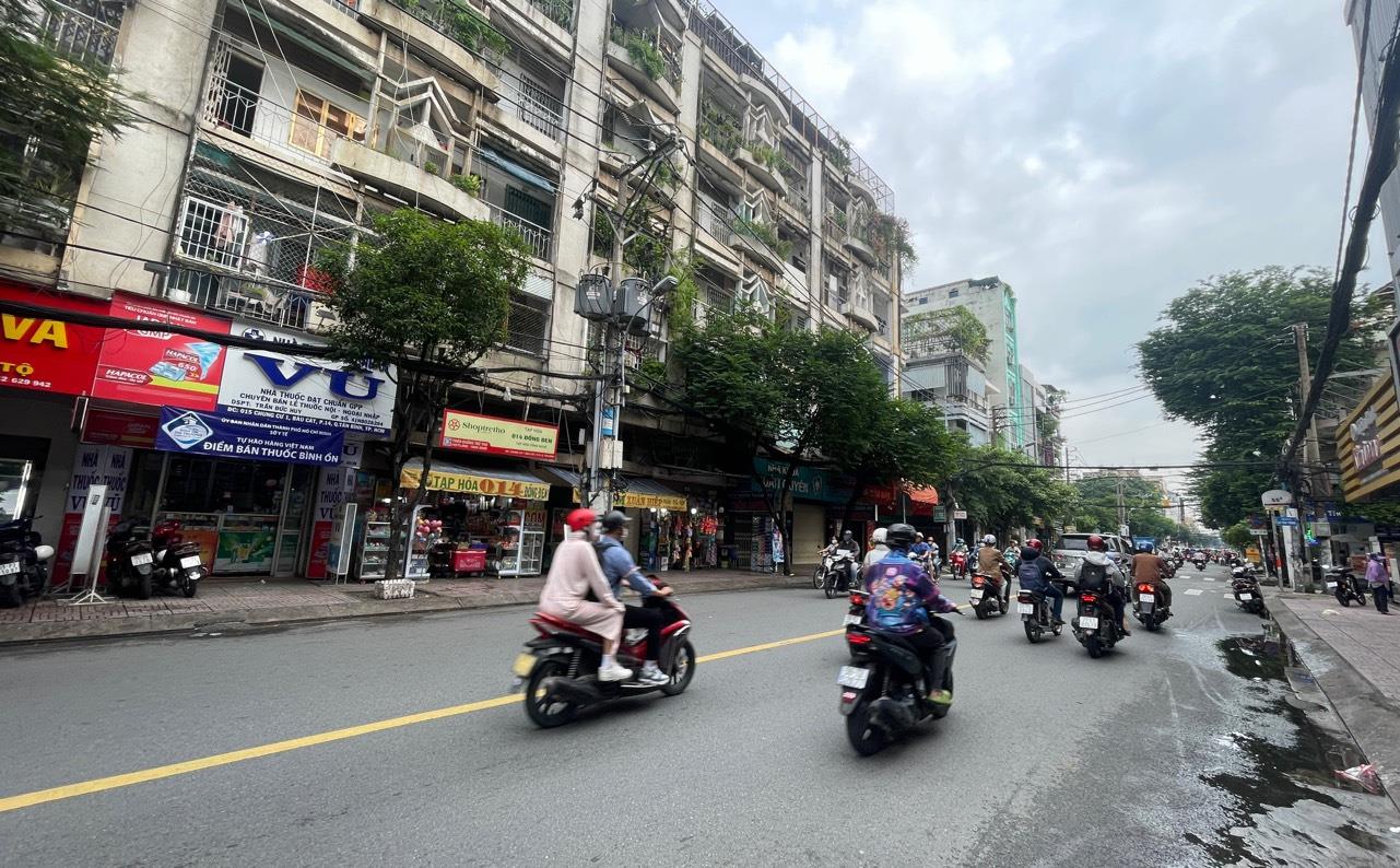 85M2 LÔ GÓC- MẶT TIỀN ĐƯỜNG - KHU BÀU CÁT - BÁN ĐẤT TẶNG NHÀ.