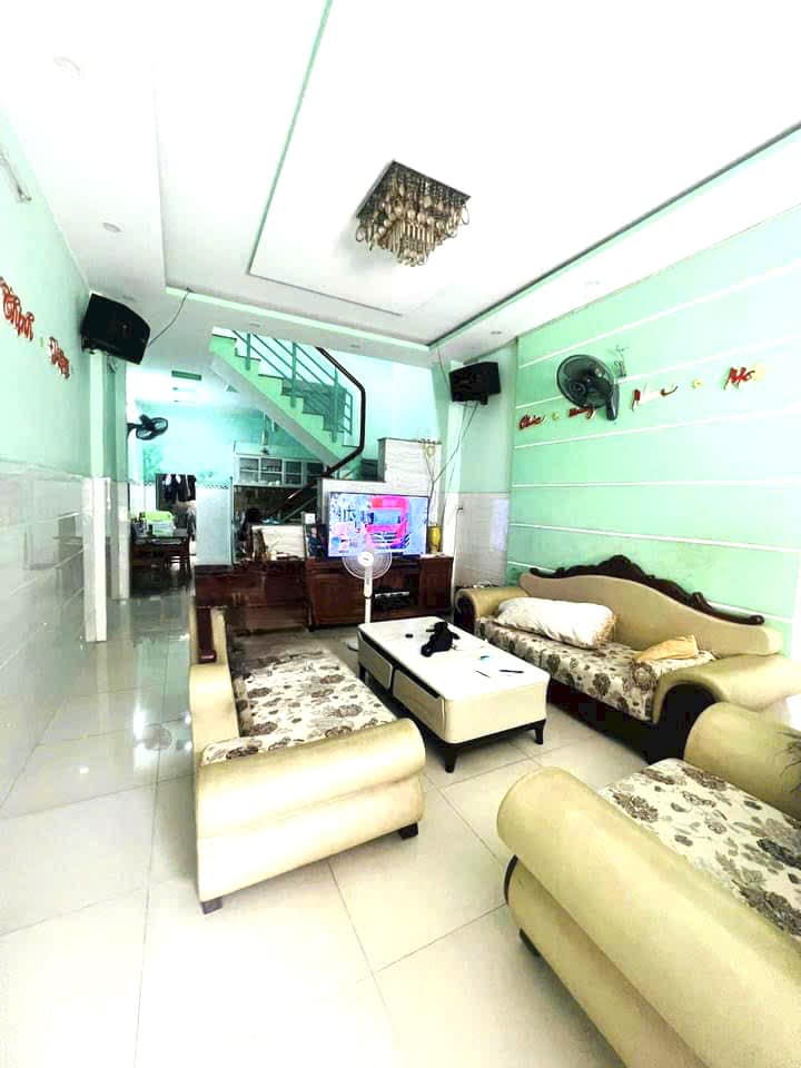 Bán nhà Hẻm xe hơi Lê Đình Cẩn, Bình Tân, 54m2, 2 tầng 2PN, chỉ 3.5 tỷ TL.