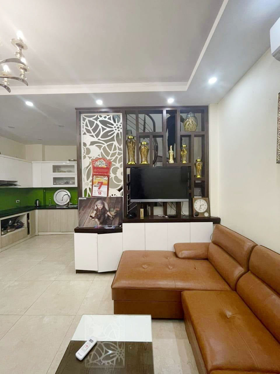 Bán nhà mặt ngõ ô tô Ngọc Thuỵ, Long Biên, 34M, nhỉnh 3 tỷ.