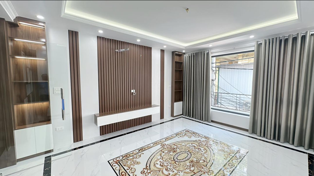 Bán nhà đẹp thang máy, gara ô tô Thượng Thanh, ngõ ô tô tránh, gần phố, 60M, hơn 8 tỷ.