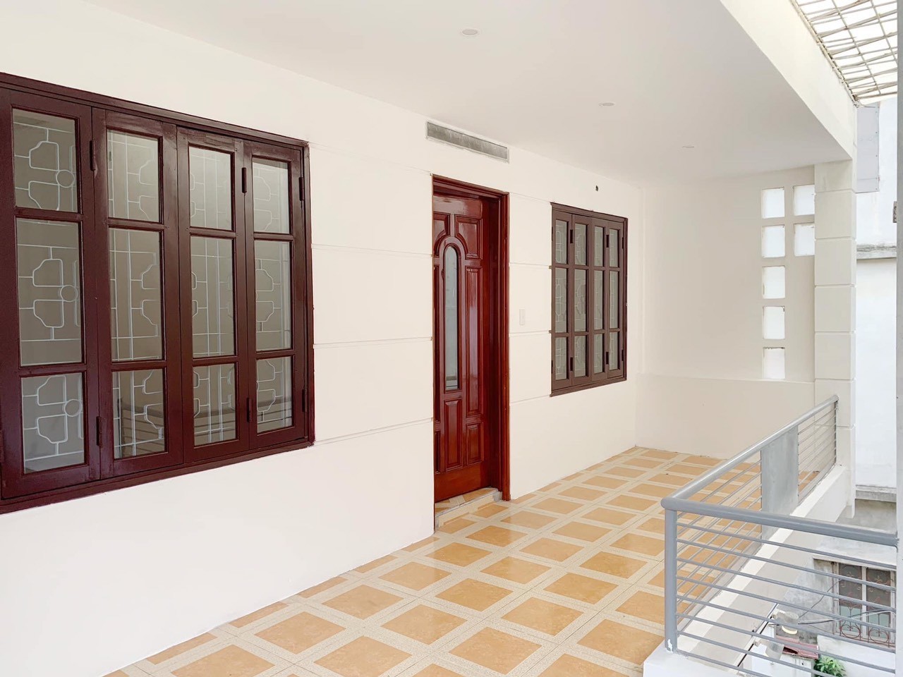 SIÊU HOT : Bán nhà Kim Ngưu , 69m2 , mặt tiền 4,8m , chỉ 4,7 tỷ , mua nhanh mới còn