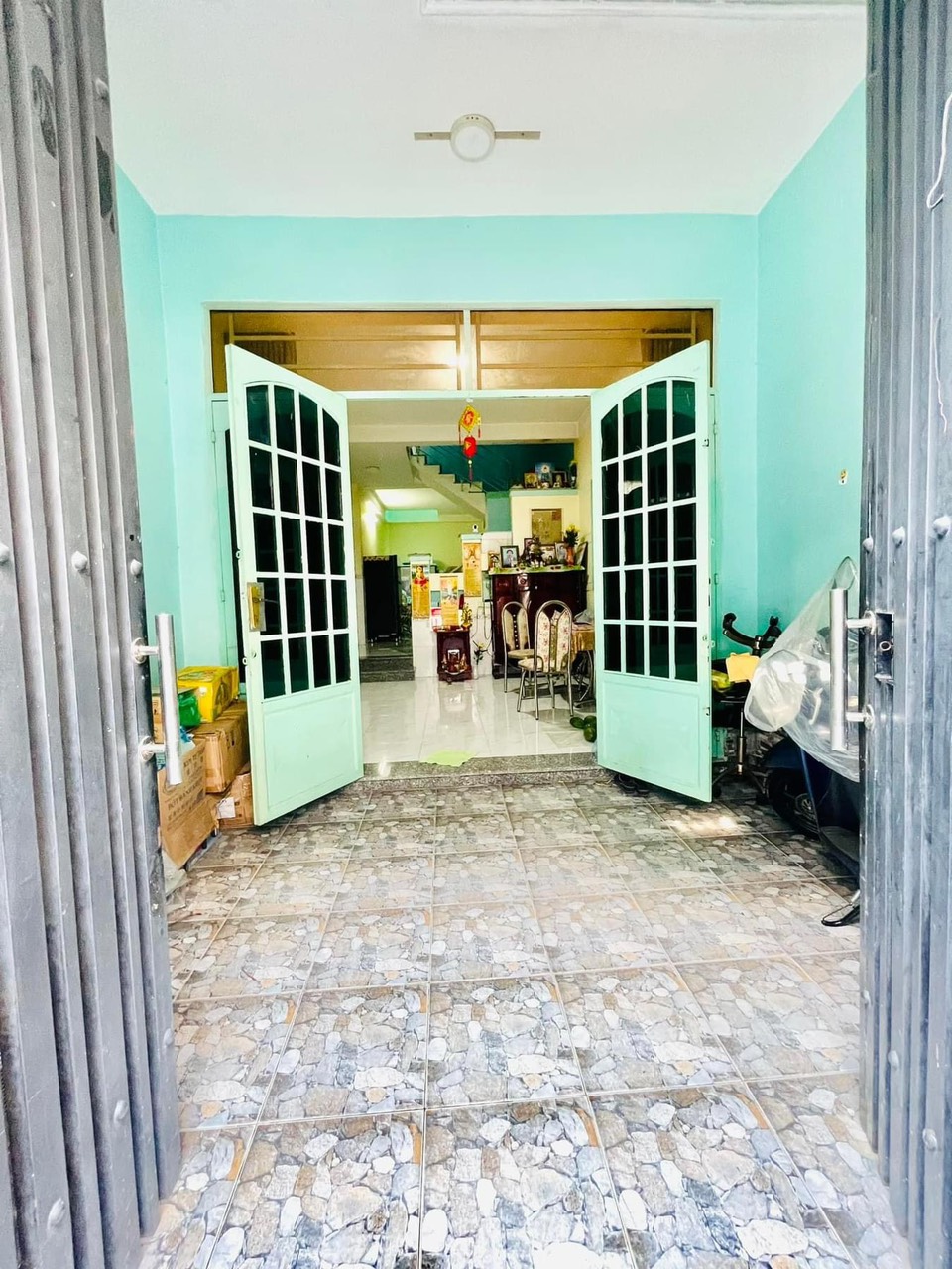 Dưới 4 Tỷ 64m2 3 Tầng 4 Phòng Ngủ Phạm Văn Chiêu cho đại gia đình.