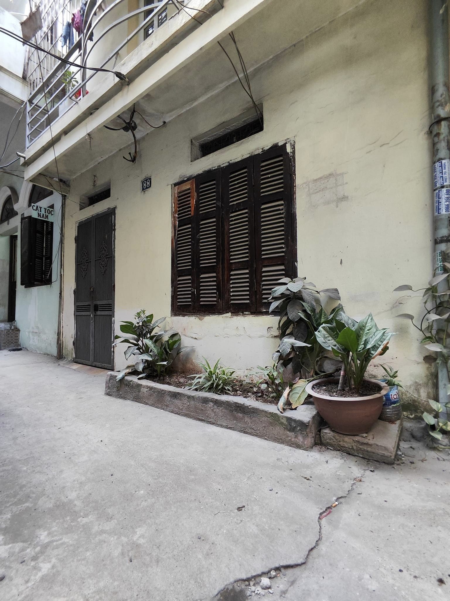 XÃ ĐÀN, Ô TÔ ĐỖ CỬA, KINH DOANH, MẶT TIỀN RỘNG, 6.4 TỶ.